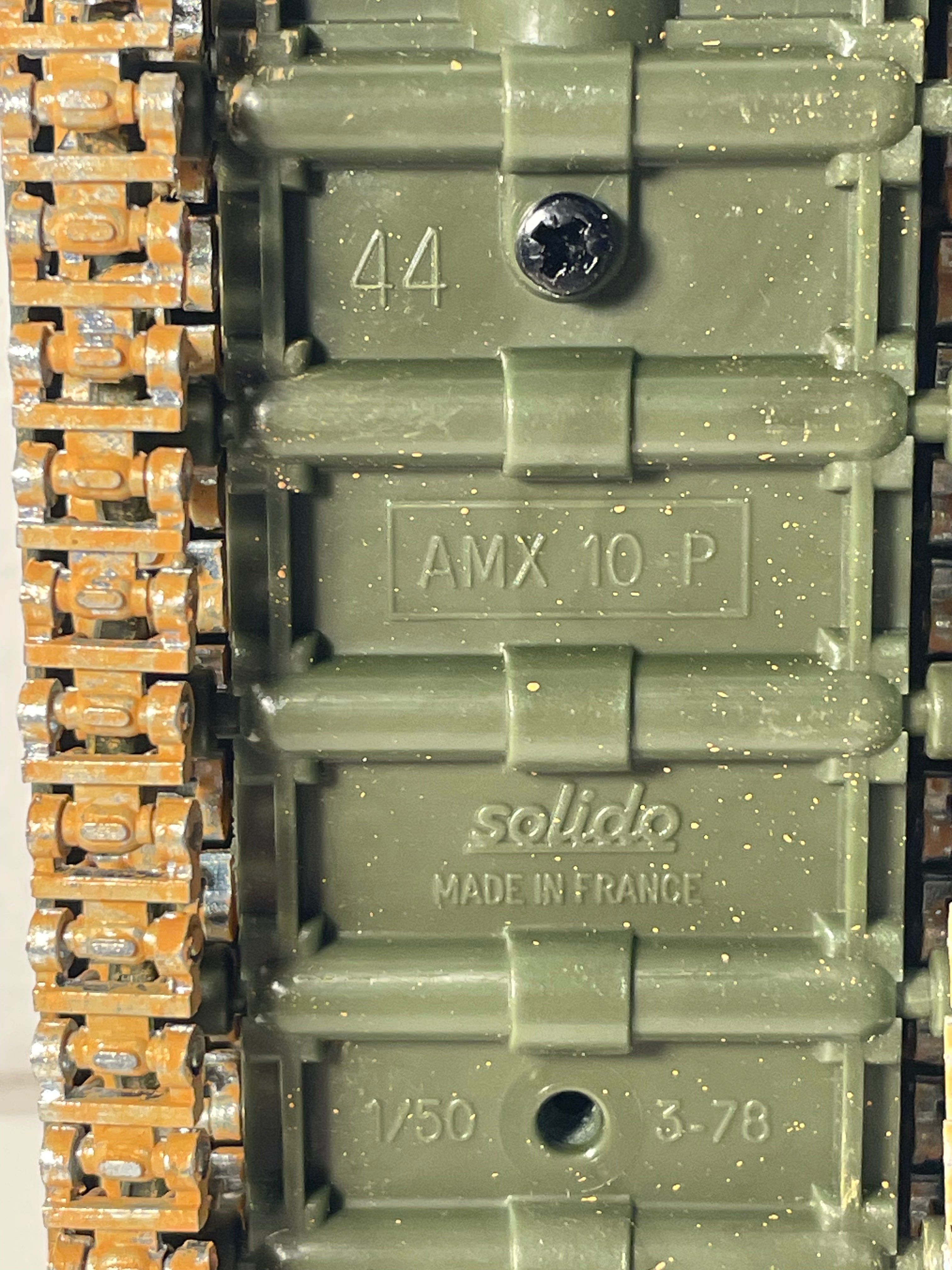 Char militaire AMX 10 P - Solido (fabrication française) - boite N°DV4693