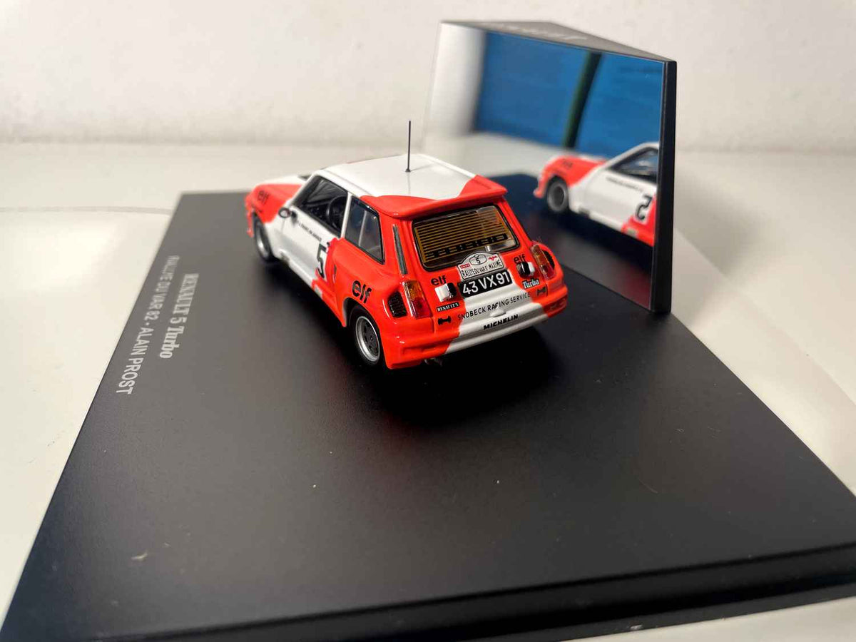 Renault 5 Turbo número 5 blanco y naranja - Rally del Var 1982 - Alain Prost (caja rectangular)