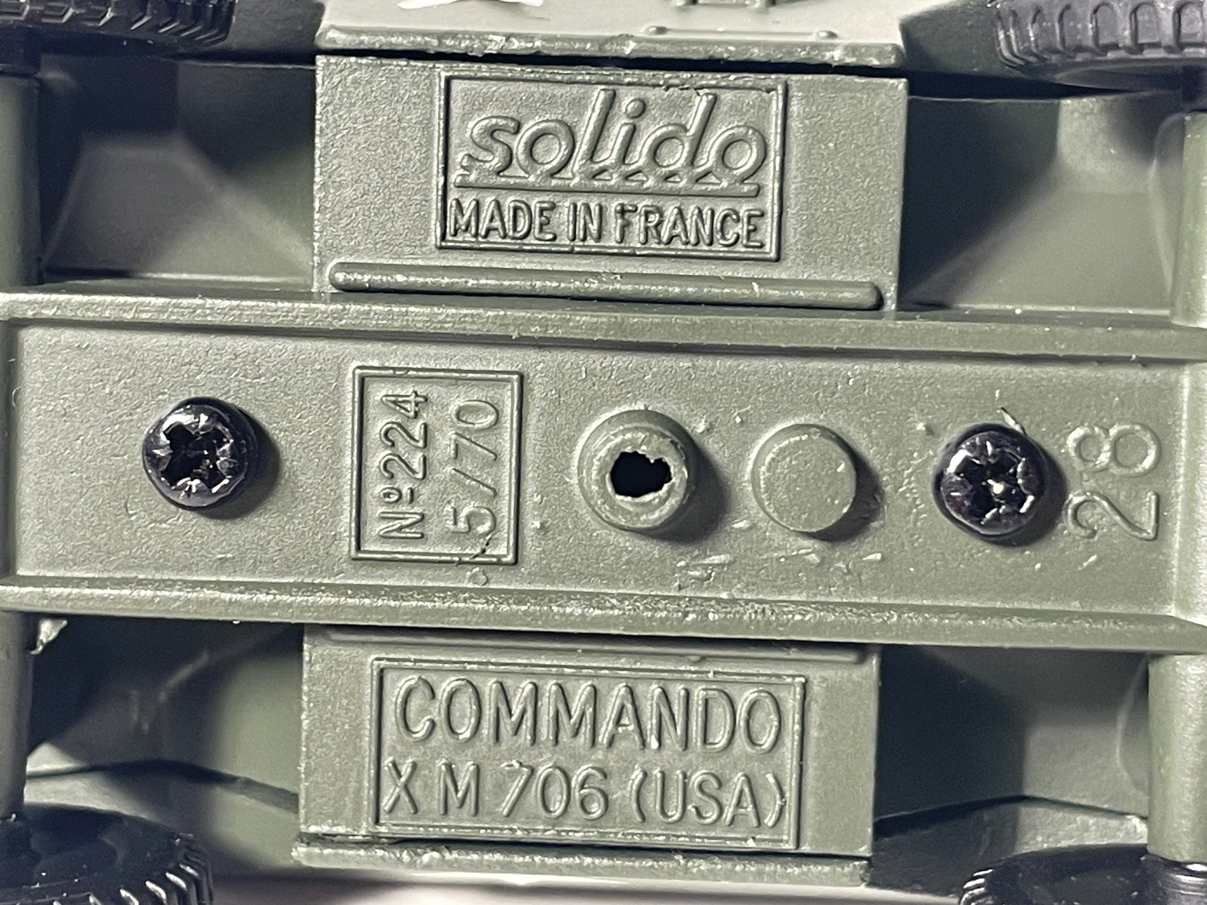 Véhicule militaire Commando XM 706 (USA) - Solido (fabrication française) -boite N°DL5064