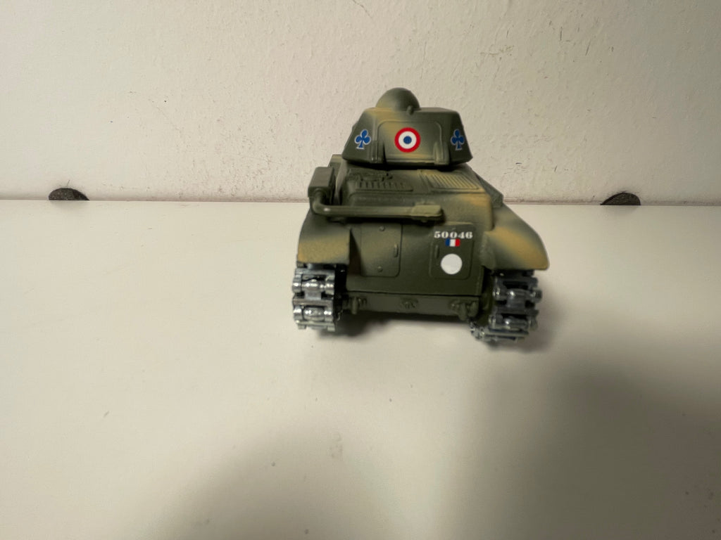 Char militaire RENAULT R 35 - Solido (fabrication française) - boite N°DF2210