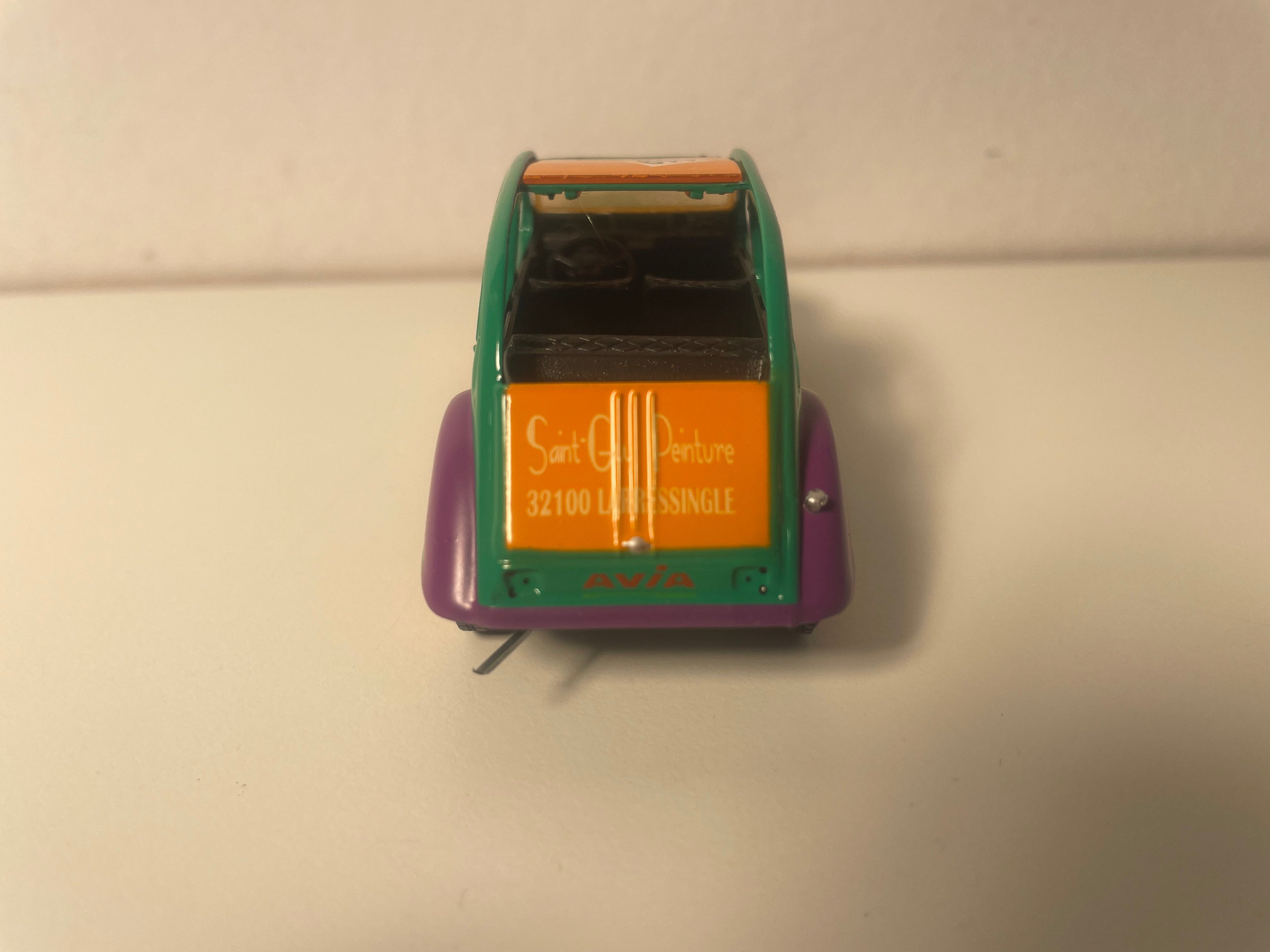 Citroën 2 CV verte et violette avec le numéro 119 - Eligor (sous blister)