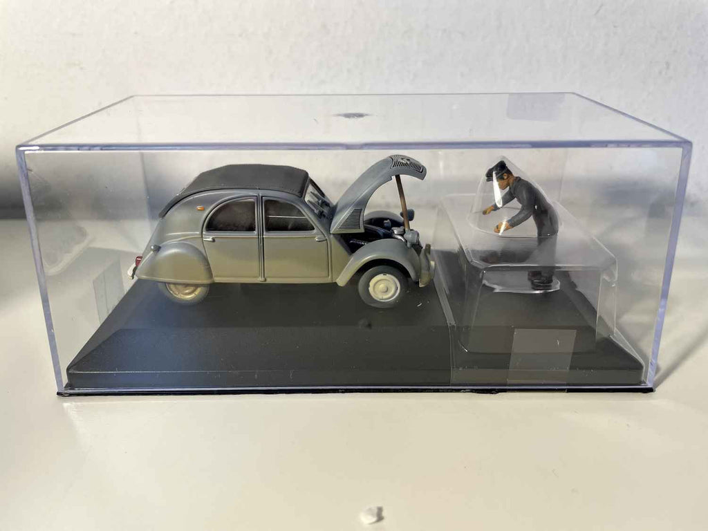 Citroën 2 CV cinzento/enferrujado - o 2CV avariado (com 1 personagem)