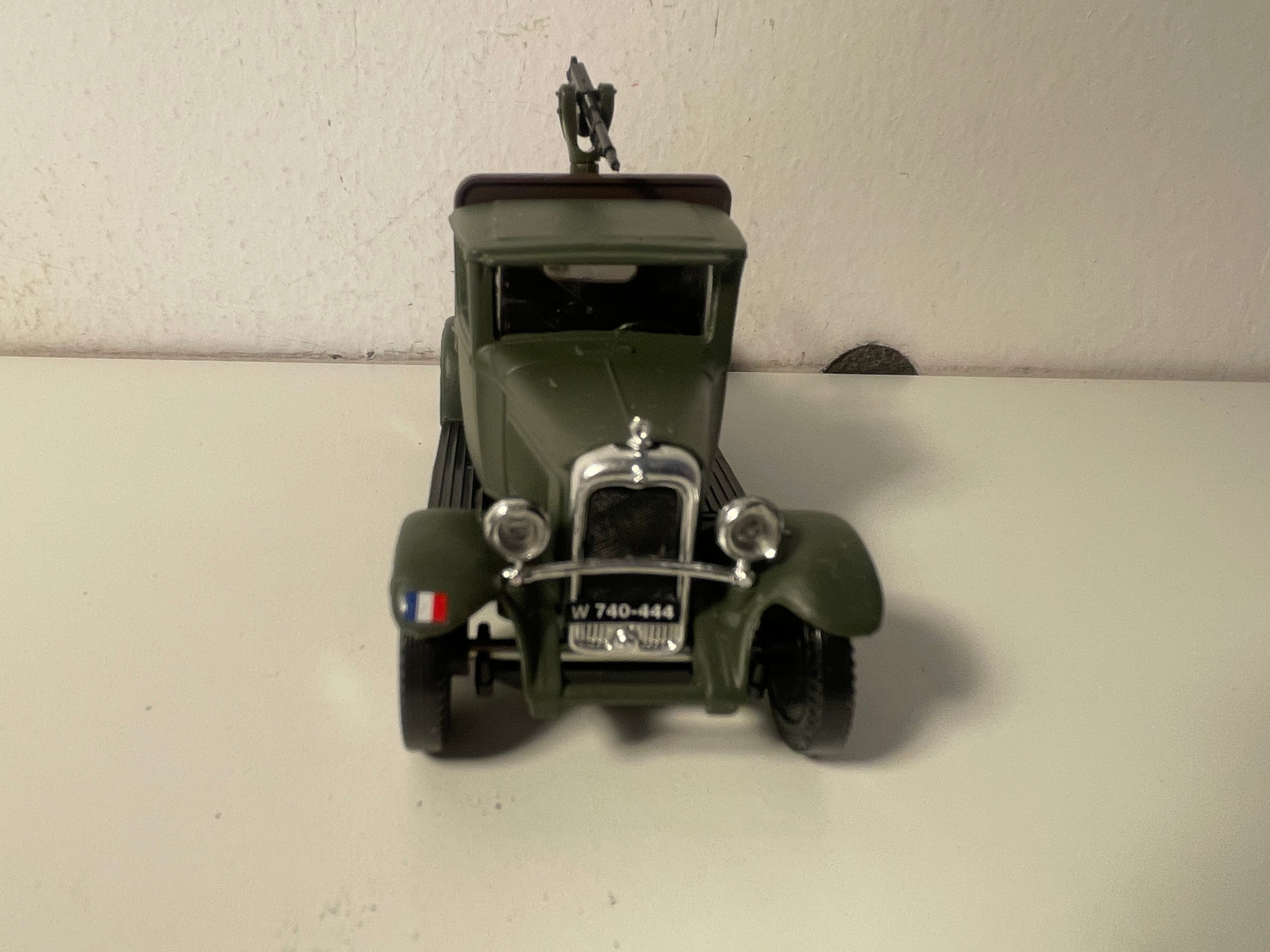 Caminhão militar Citroën C4F de 1930 - Solido (fabricação francesa) - caixa n°DZ0200