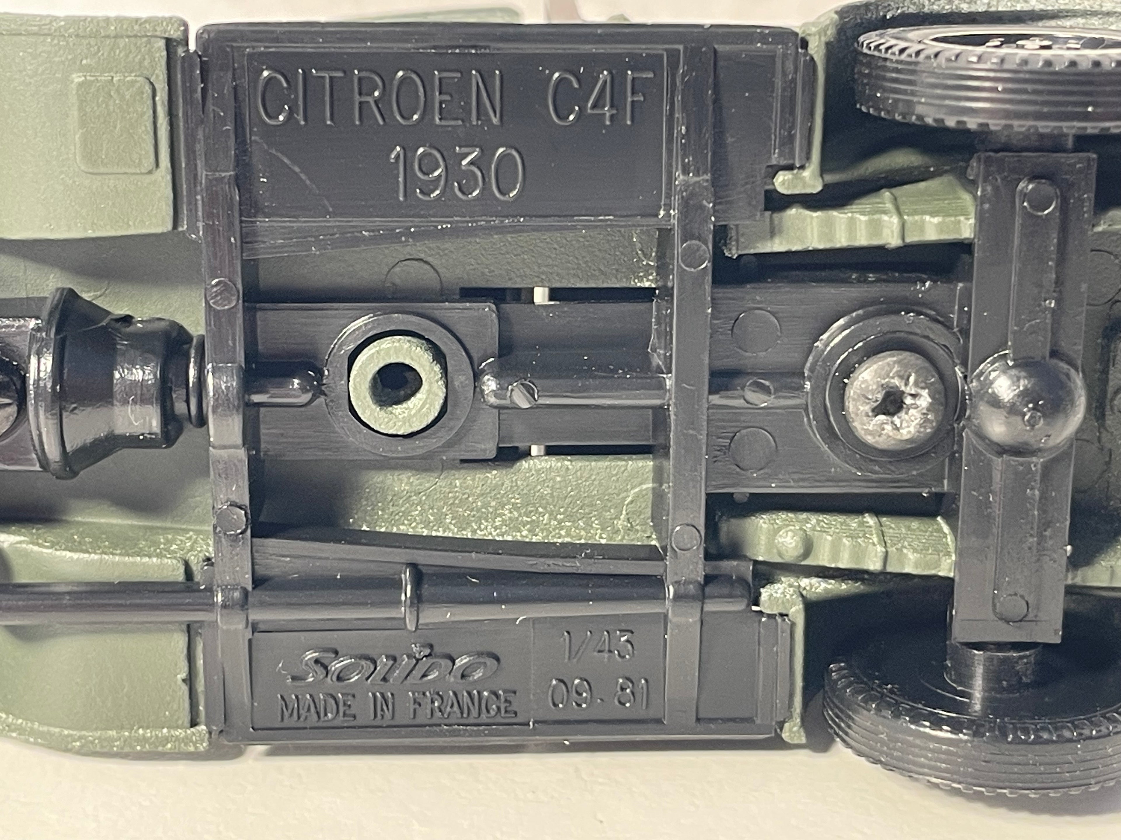 Caminhão militar Citroën C4F de 1930 - Solido (fabricação francesa) - caixa n°DZ0200