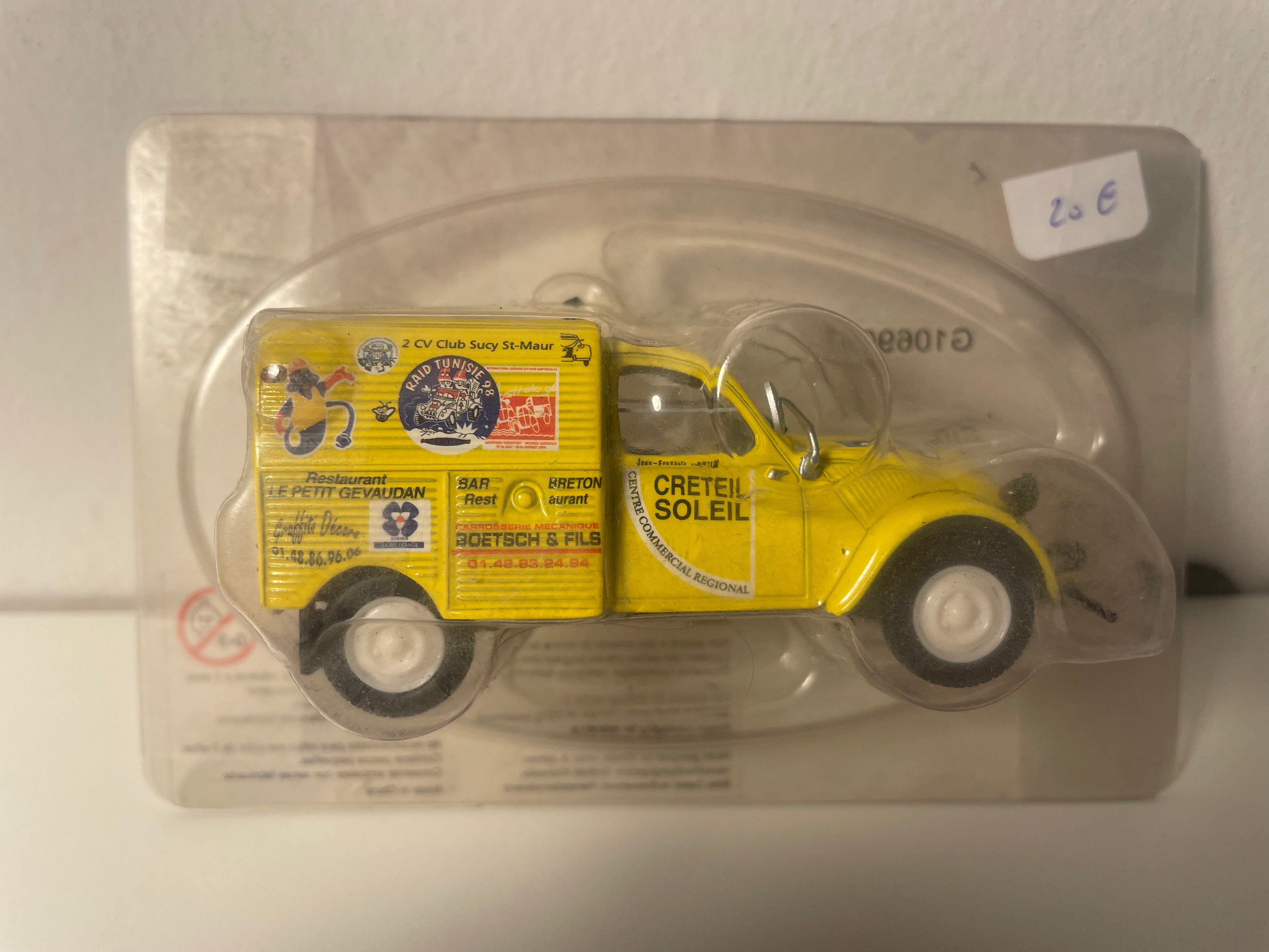 Citroën 2 CV AZU fourgonnette jaune avec publicités - Norev (sous blister)