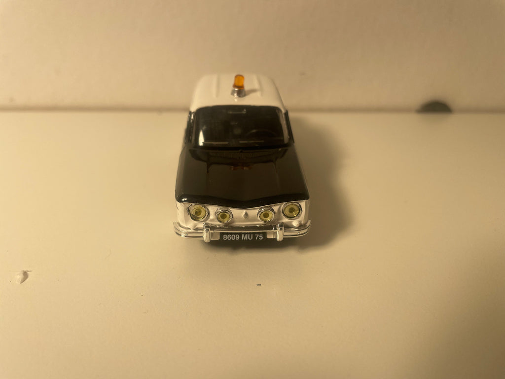 Zwart-witte Renault 8 POLITIE