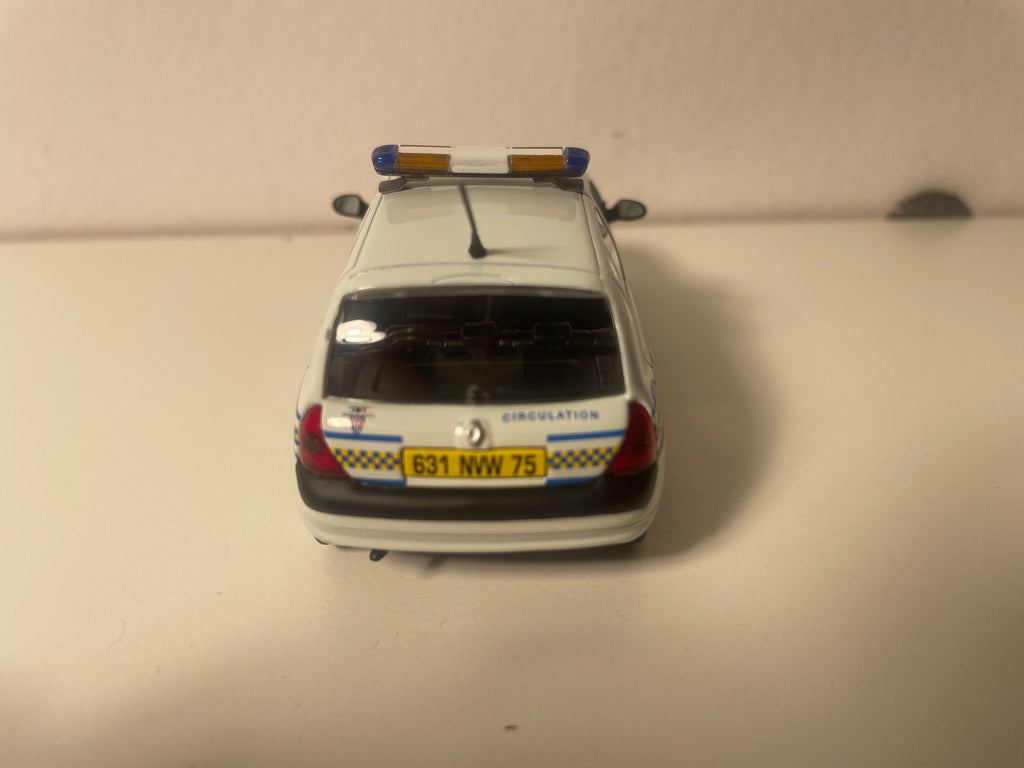 Renault CLIO wit POLITIE