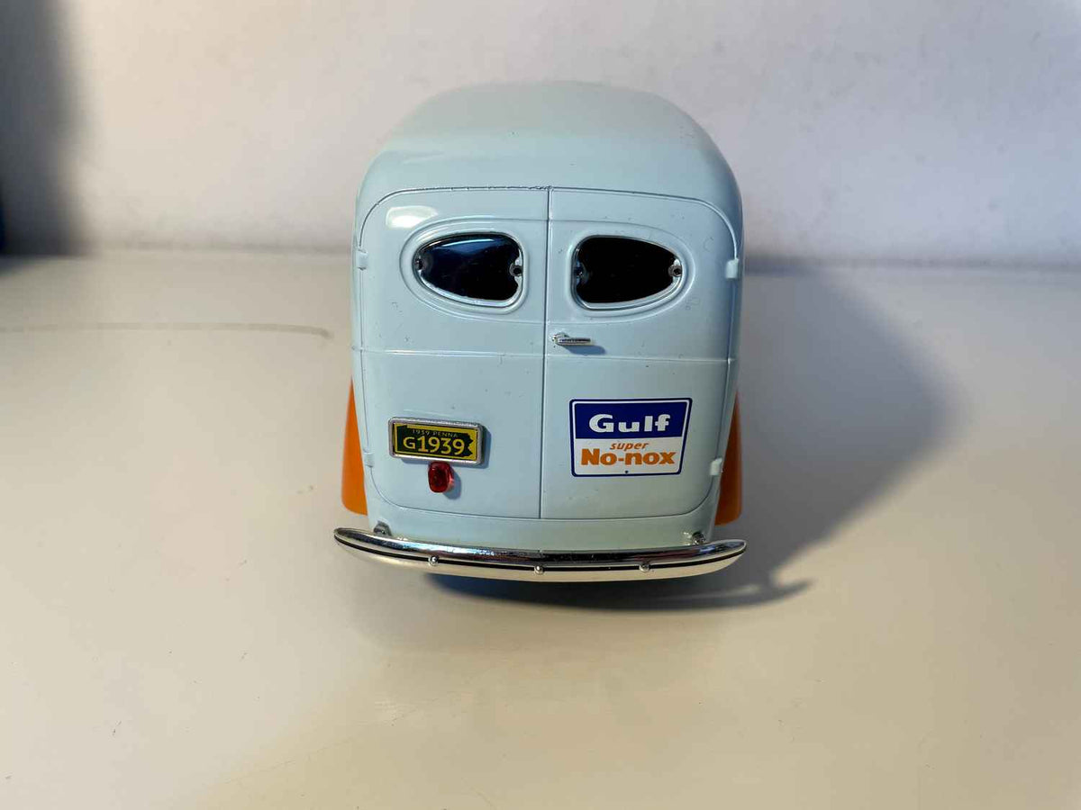 Chevrolet Panel Truck GULF blu e arancione del 1939 (scala 1/24)