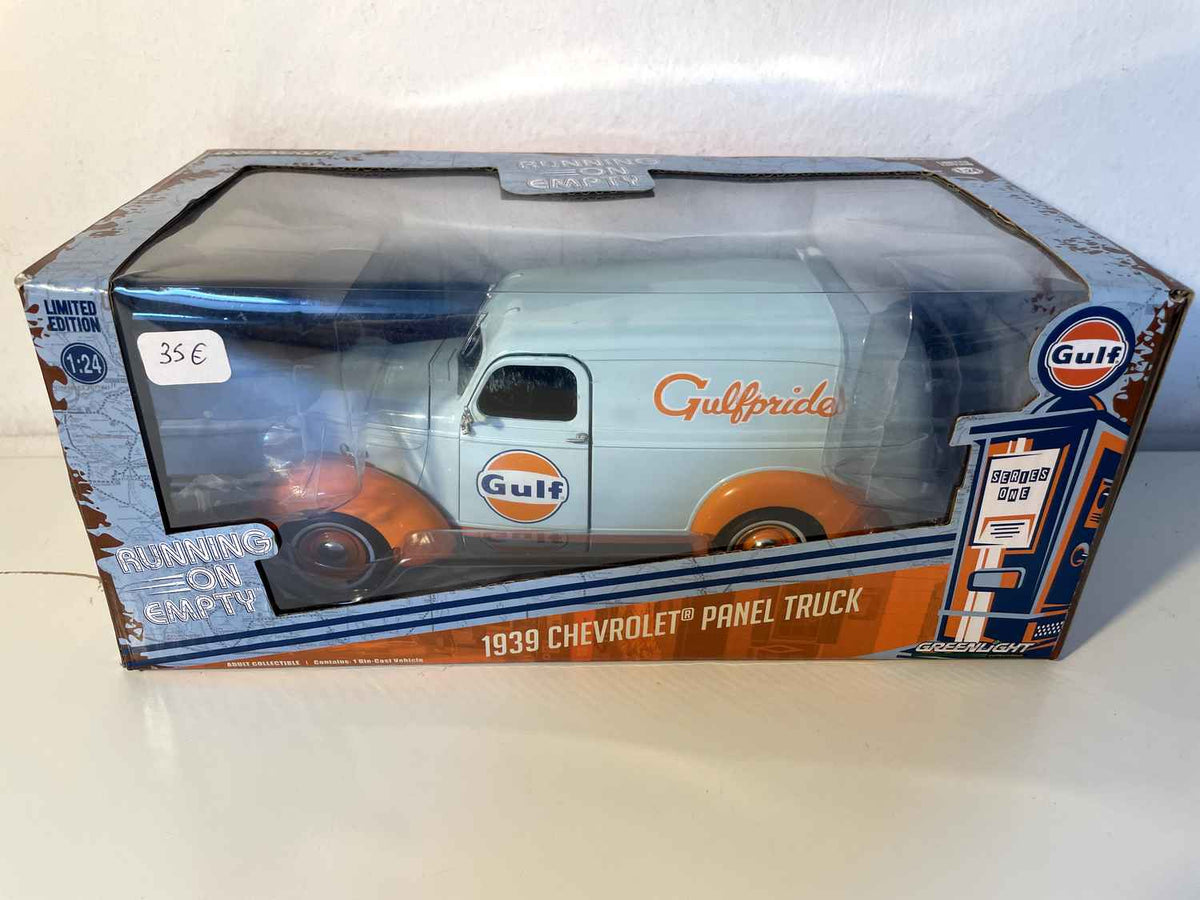 Chevrolet Panel Truck GULF blu e arancione del 1939 (scala 1/24)