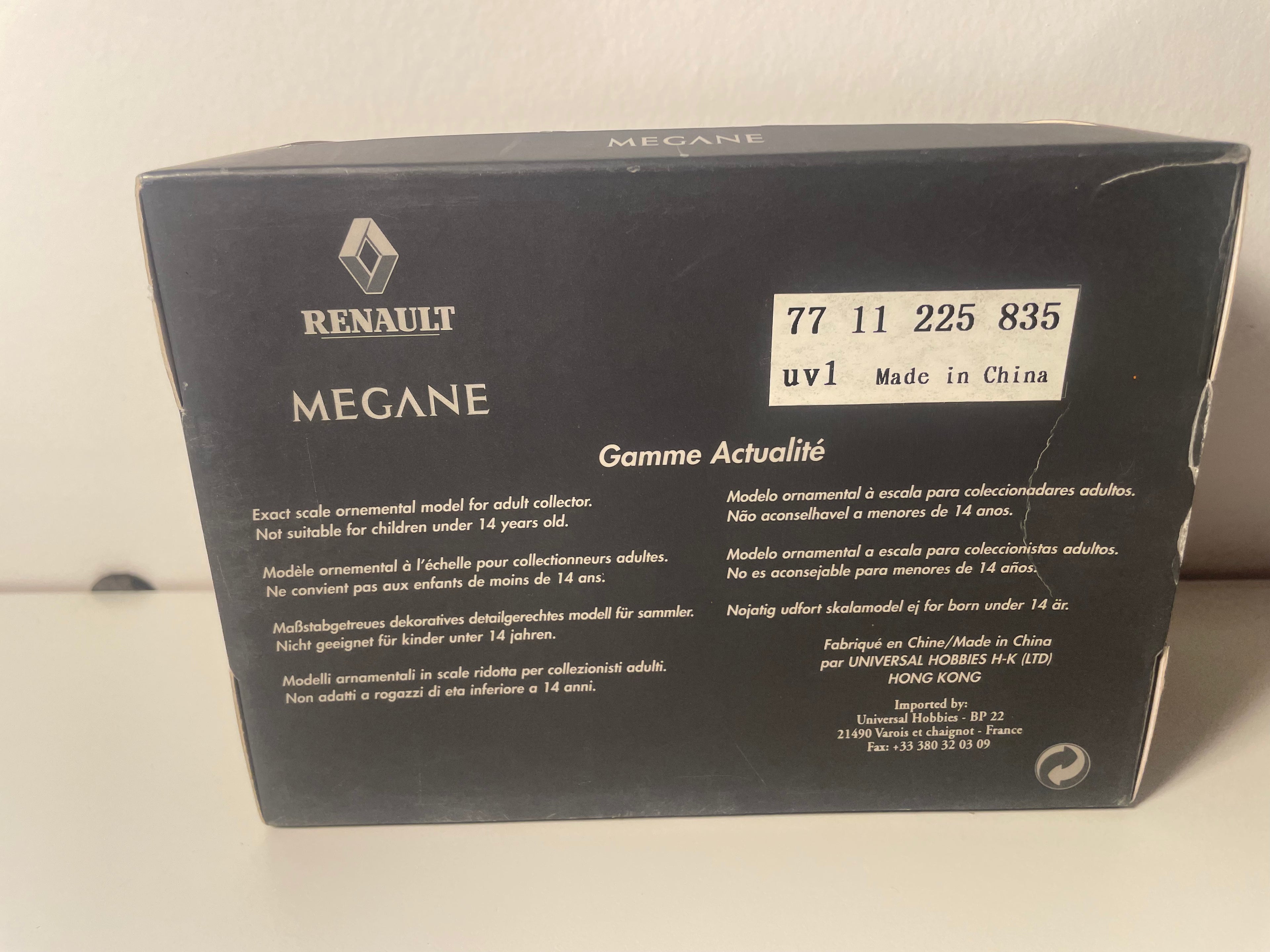 Renault Mégane Sport ciemnoczerwona (pudełko prostokątne) - Universal hobbies