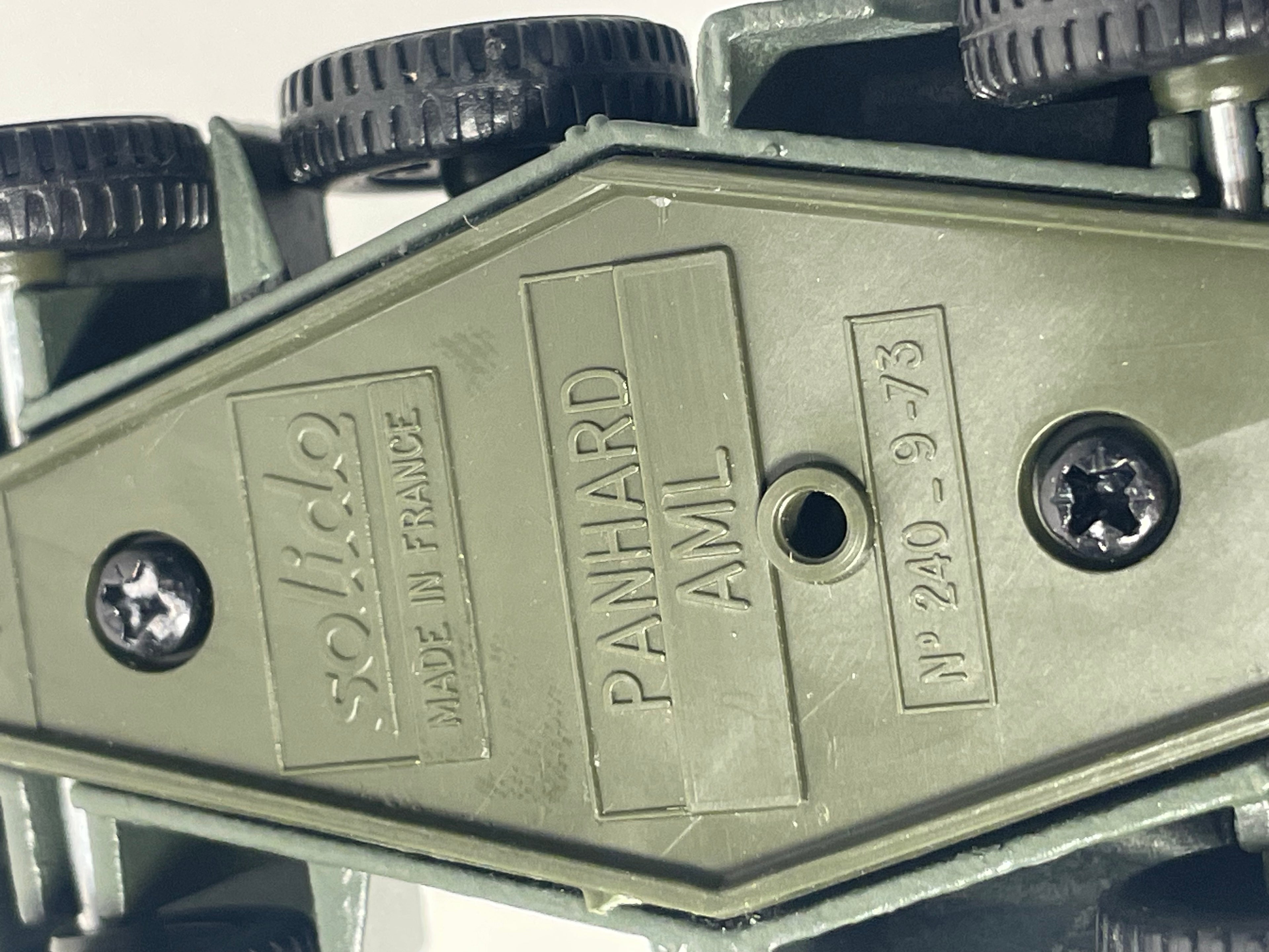 Char militaire Panhard AML - Solido (fabrication française) - boite N°DN4198