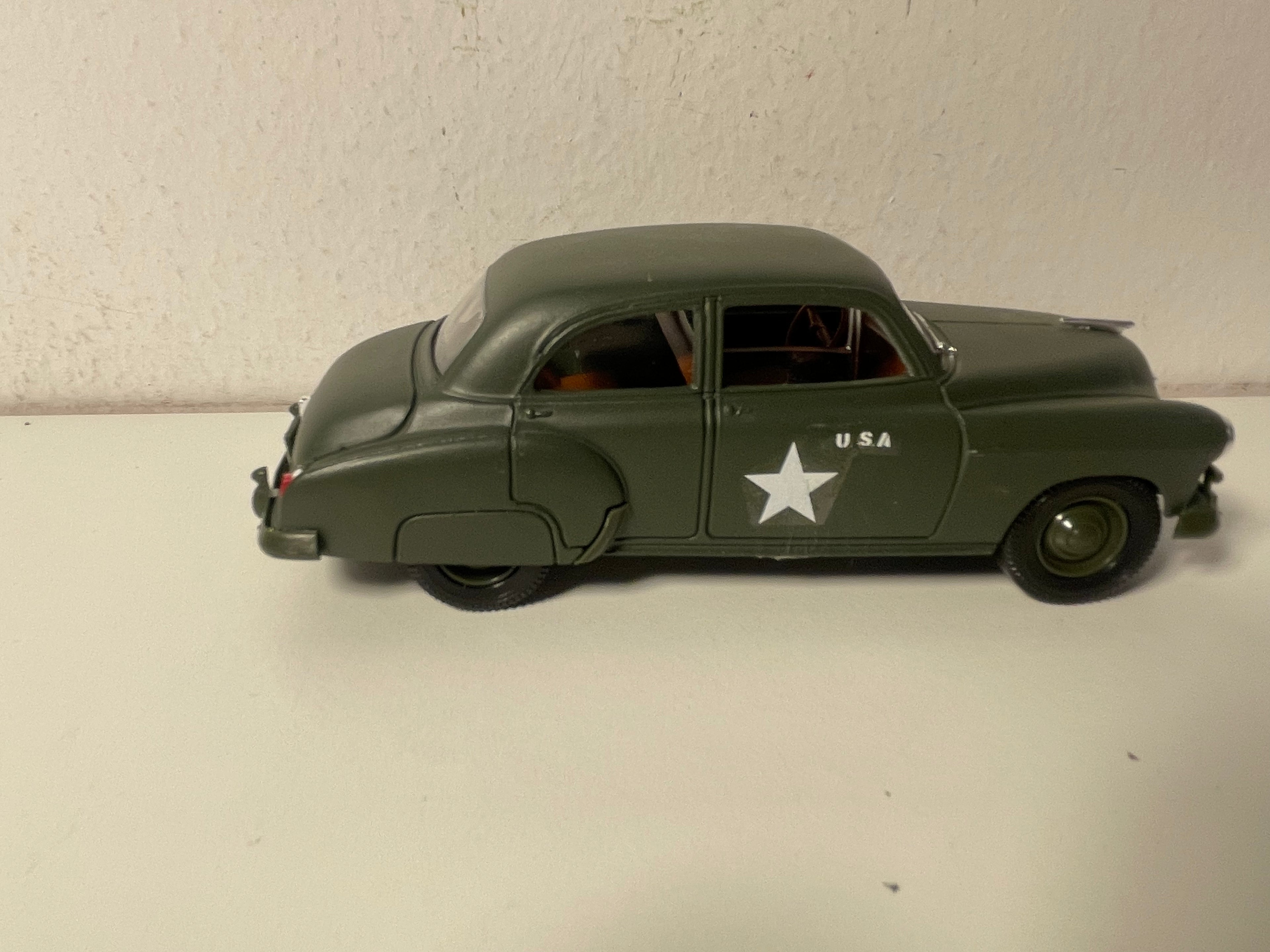 Voiture militaire Chevrolet - Solido (fafrication ?) - boite N°DO5598