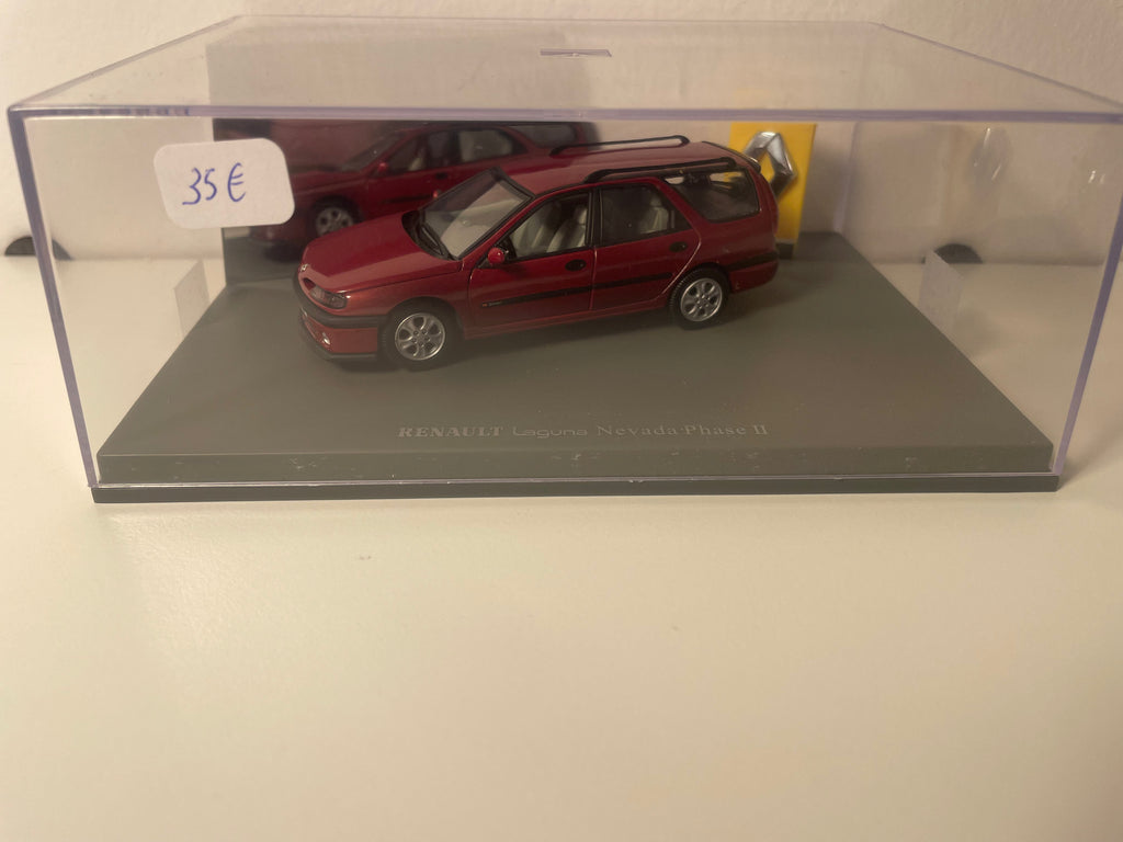 Renault Laguna Névada faza 2 ciemnoczerwony/bordowy - Universal Hobbies (pudełko prostokątne)