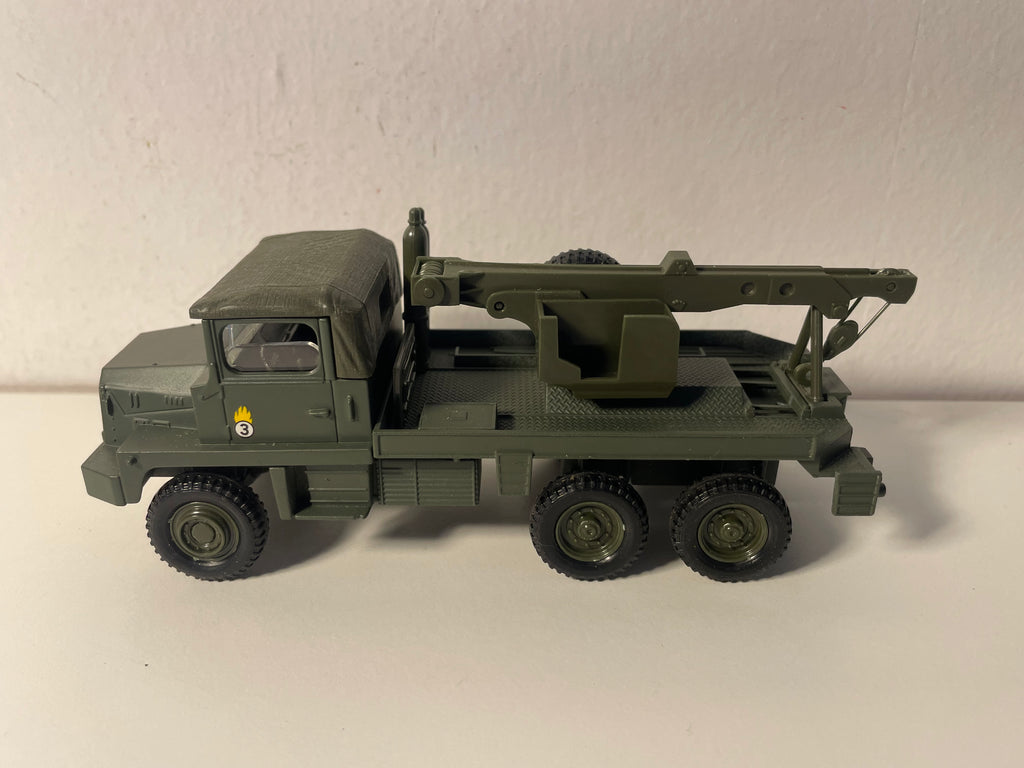 Camion militaire Berliet GBC 8 KT 6x6 CMD avec grue pour dépannage - Solido (fabrication française) - boite N°CH9986