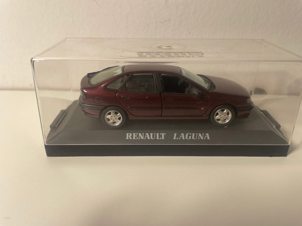 Renault Laguna bordeaux - VITESSE