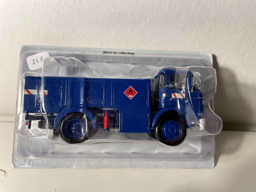 Camión Berliet GAK 5R azul abastecedor gendarmería - Colección Hachette