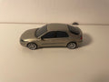 Renault Laguna berline giel aus 2005 (Karton viiwel Këscht schwaarz)