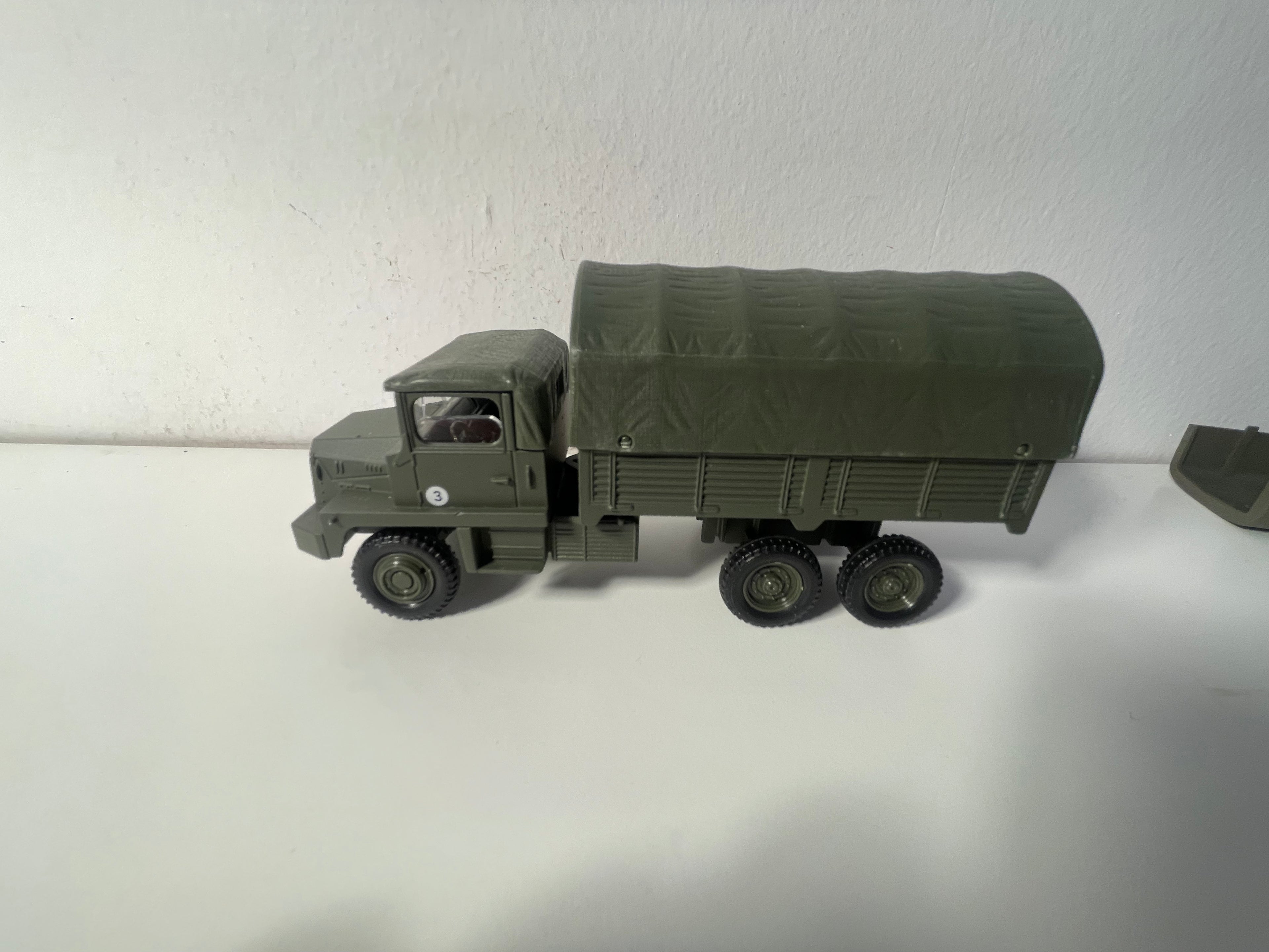 Militarny samochód ciężarowy Berliet GBC KT - Solido (produkcja ?) - pudełko N°ai7402