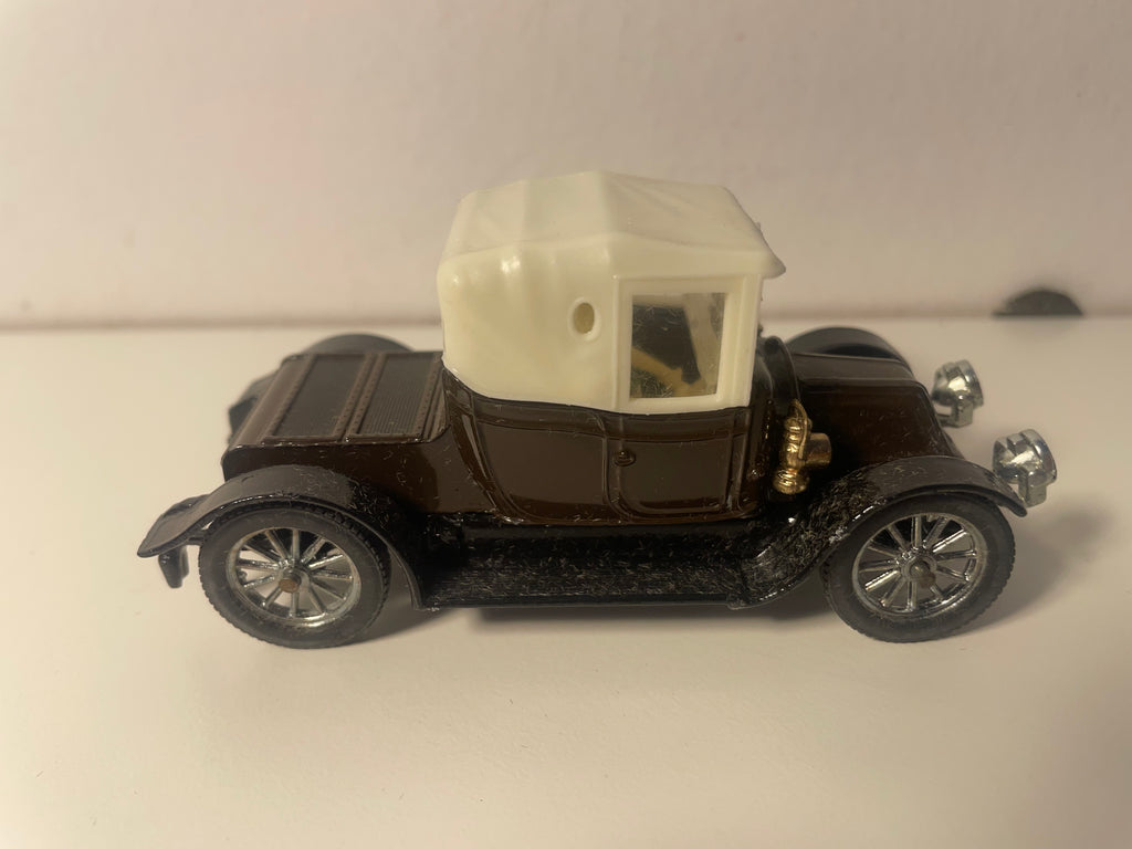Renault 12/16 PS braun und weiß von 1910 - CORGI Referenz C862 (graue rechteckige Box)