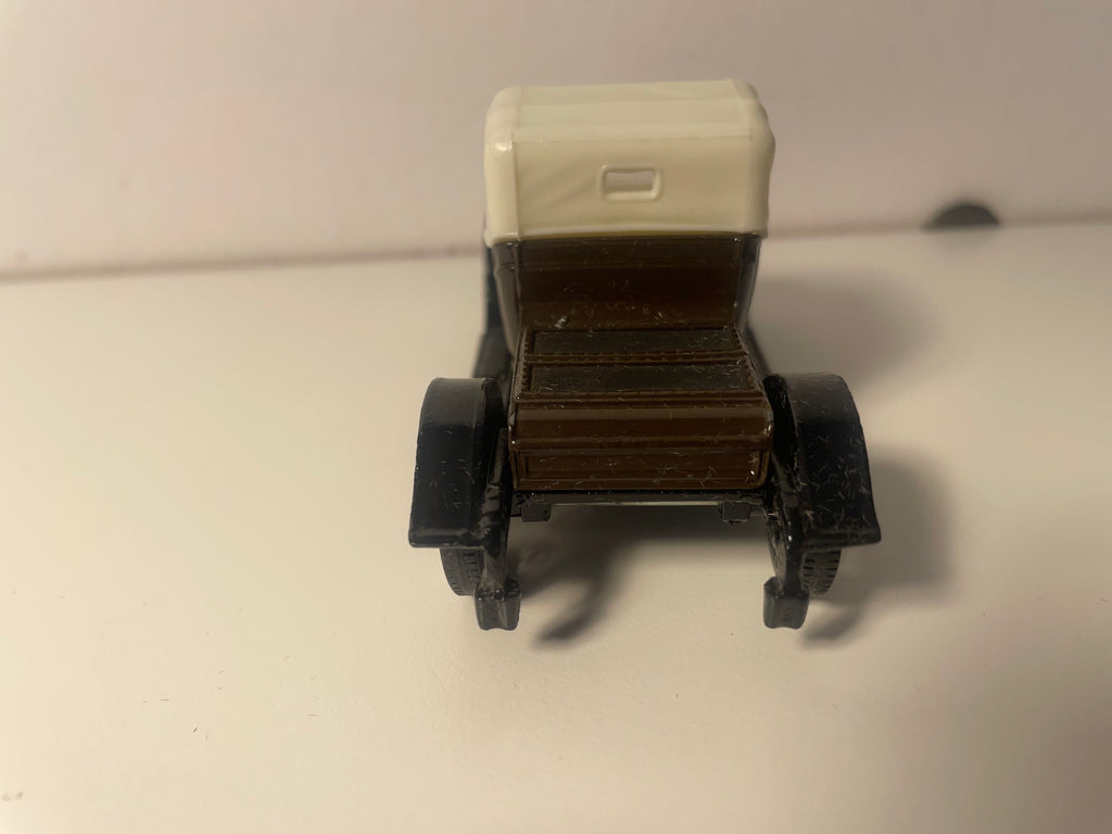 Renault 12/16 PS braun und weiß von 1910 - CORGI Referenz C862 (graue rechteckige Box)