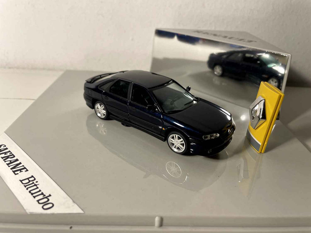 Renault Safrane Biturbo ciemnoniebieski (opakowanie kwadratowe - Renault Boutique)