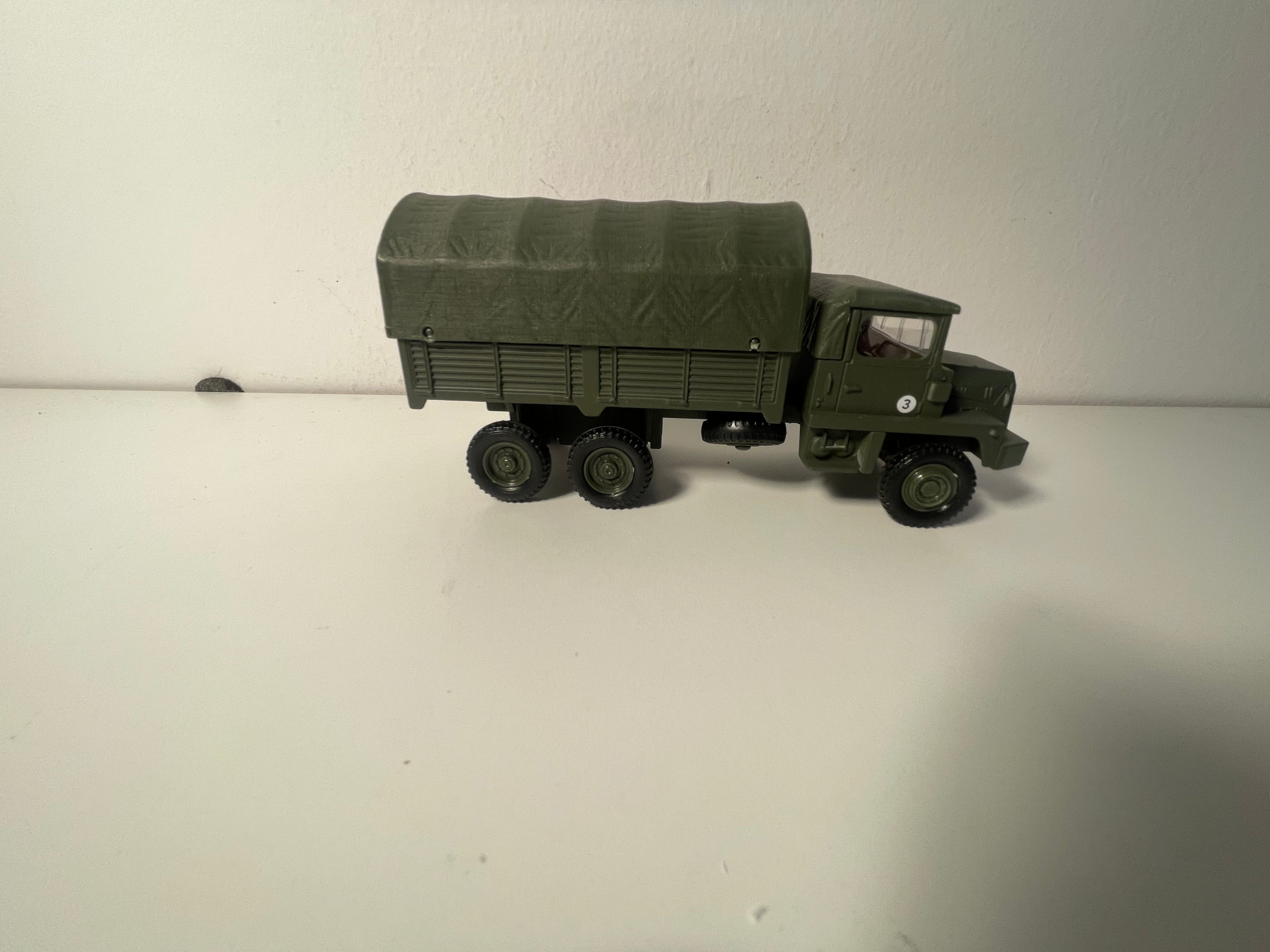 Militarny samochód ciężarowy Berliet GBC KT - Solido (produkcja ?) - pudełko N°ai7402