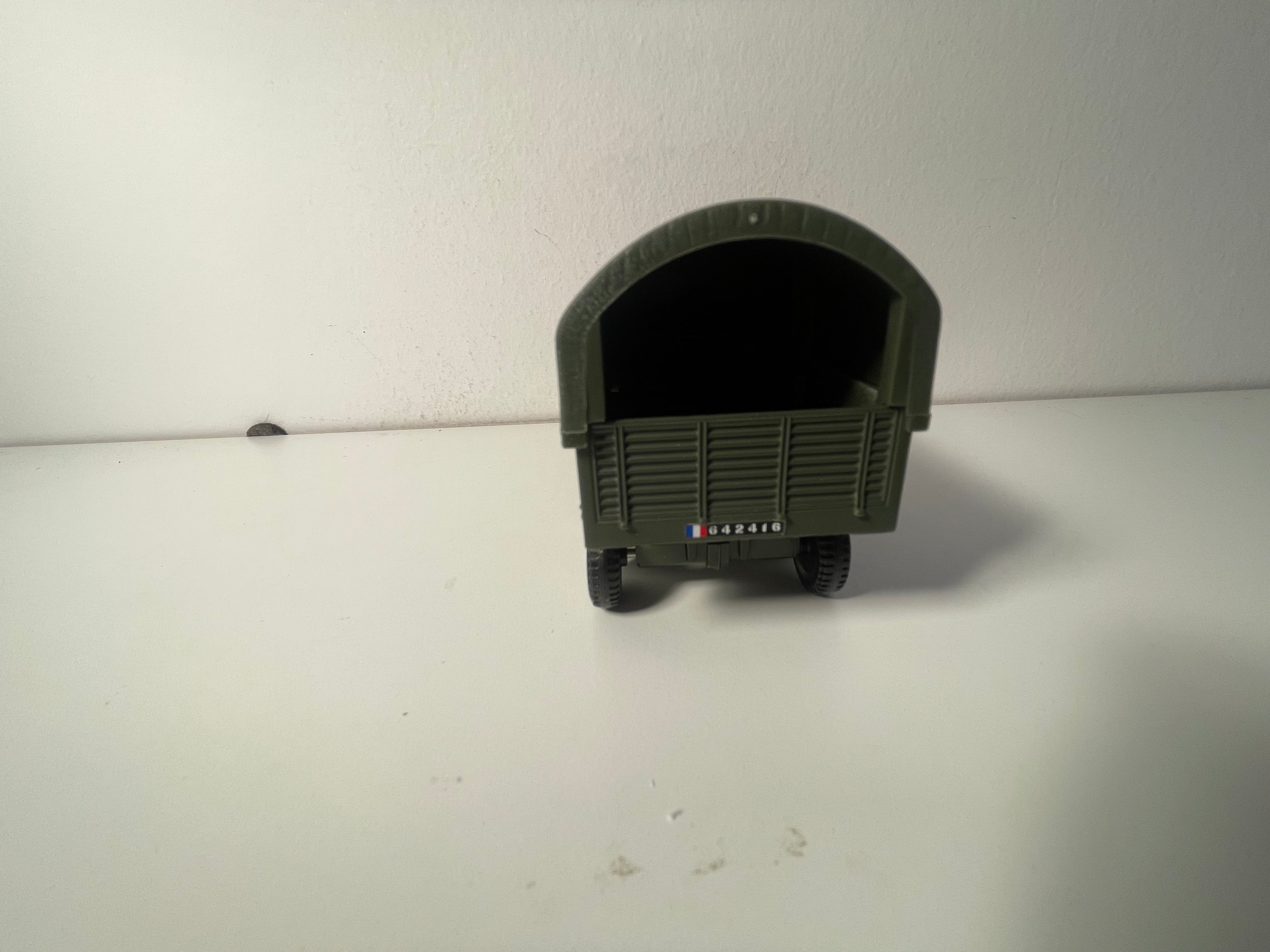 Militarny samochód ciężarowy Berliet GBC KT - Solido (produkcja ?) - pudełko N°ai7402