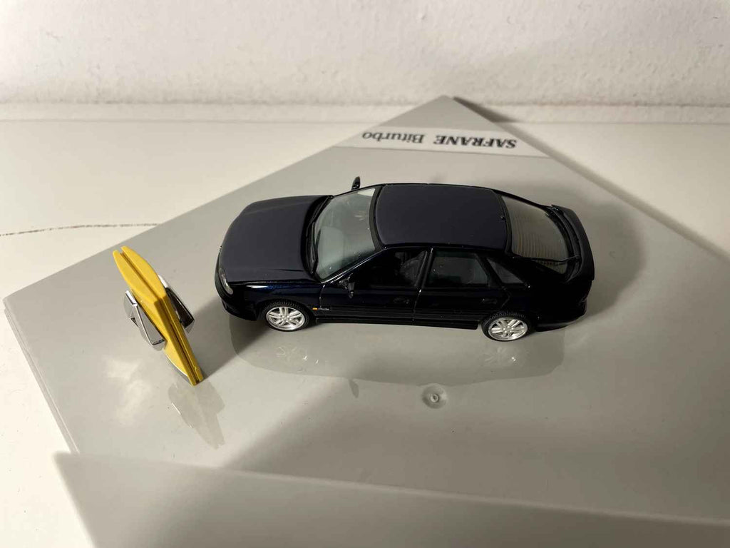 Renault Safrane Biturbo ciemnoniebieski (opakowanie kwadratowe - Renault Boutique)