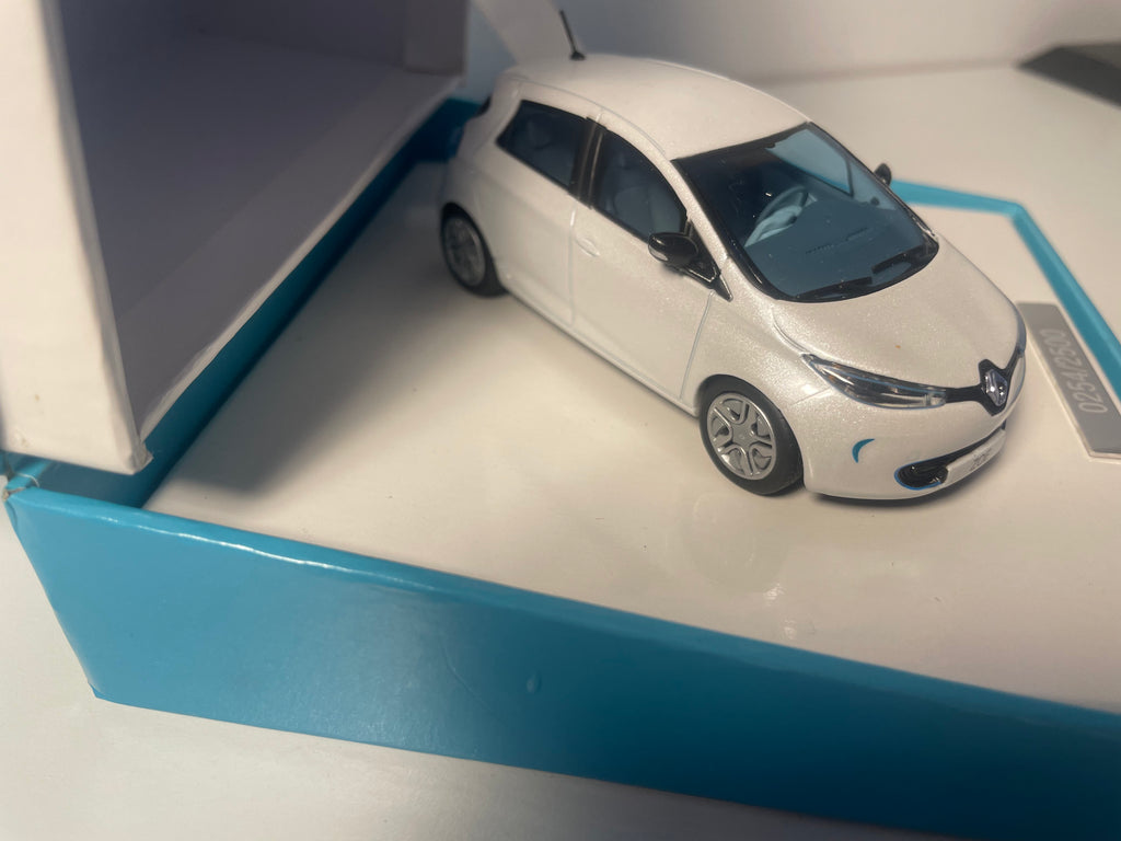 Renault ZOÉ pearlescent white - ELIGOR (square blue box set)