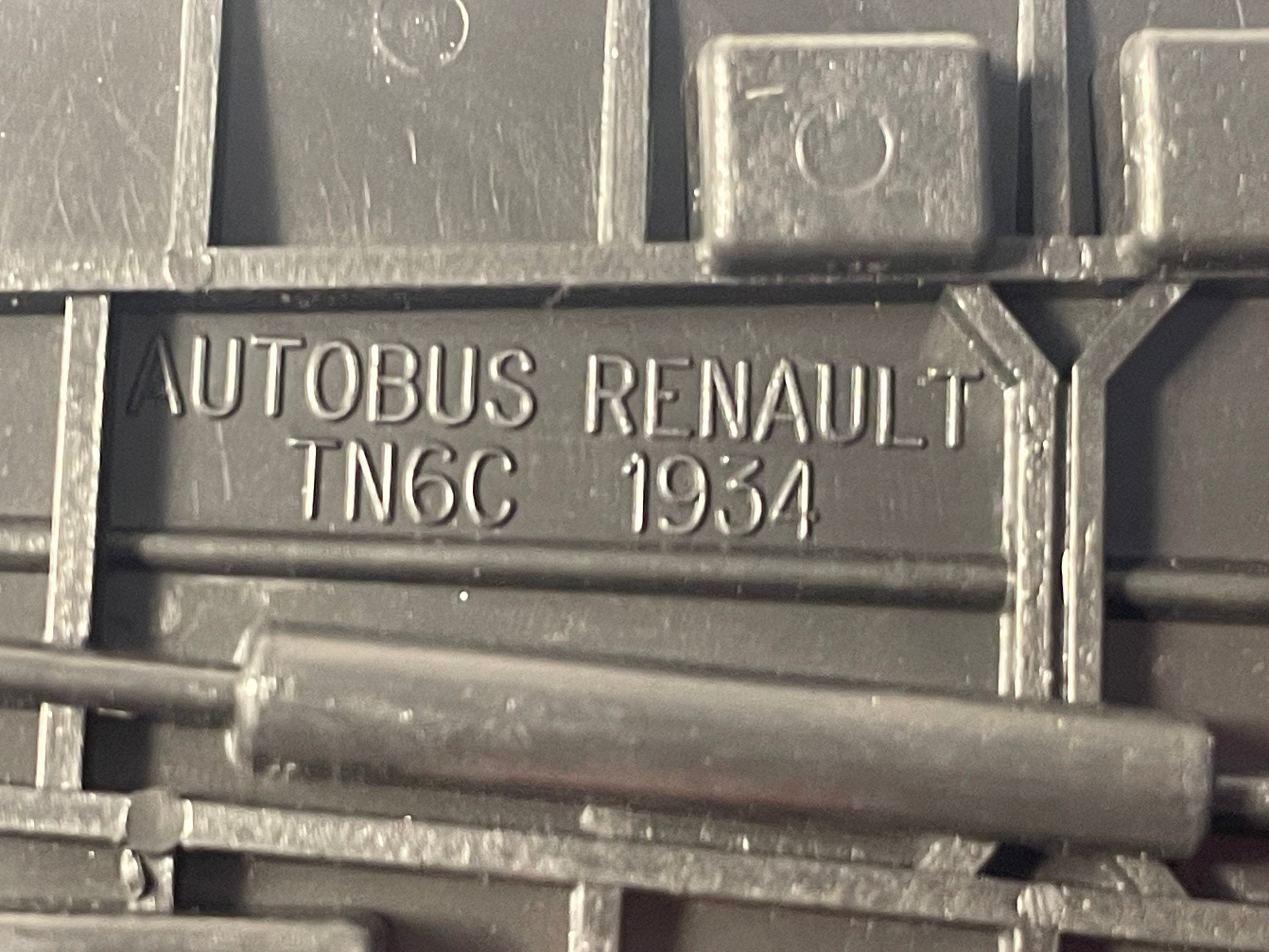 1934 Renault TN6C Military Paris Bus - Solido (manufacturing ?) - box N°CO5895