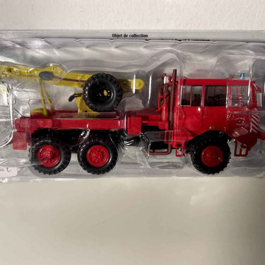 Camion Berliet TCH 15 grue (camion rouge et grue jaune)