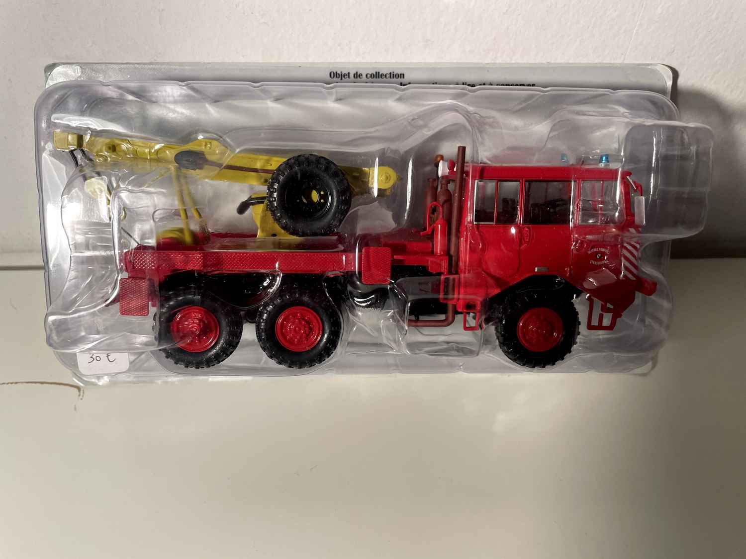 Camion Berliet TCH 15 grue (camion rouge et grue jaune)