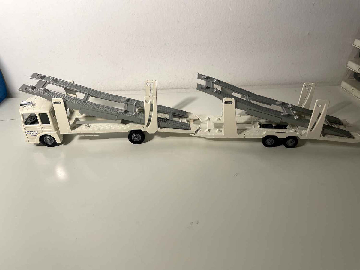 Rimorchio bisarca + camion (VEREM)