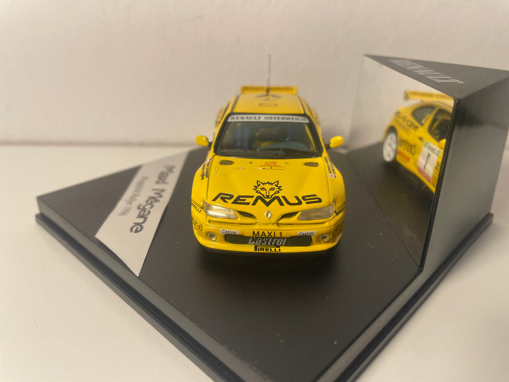Renault Maxi Mégane jaune numéro 1 - rallye de Krappfeld de 1996 - Vitesse (boite carrée)