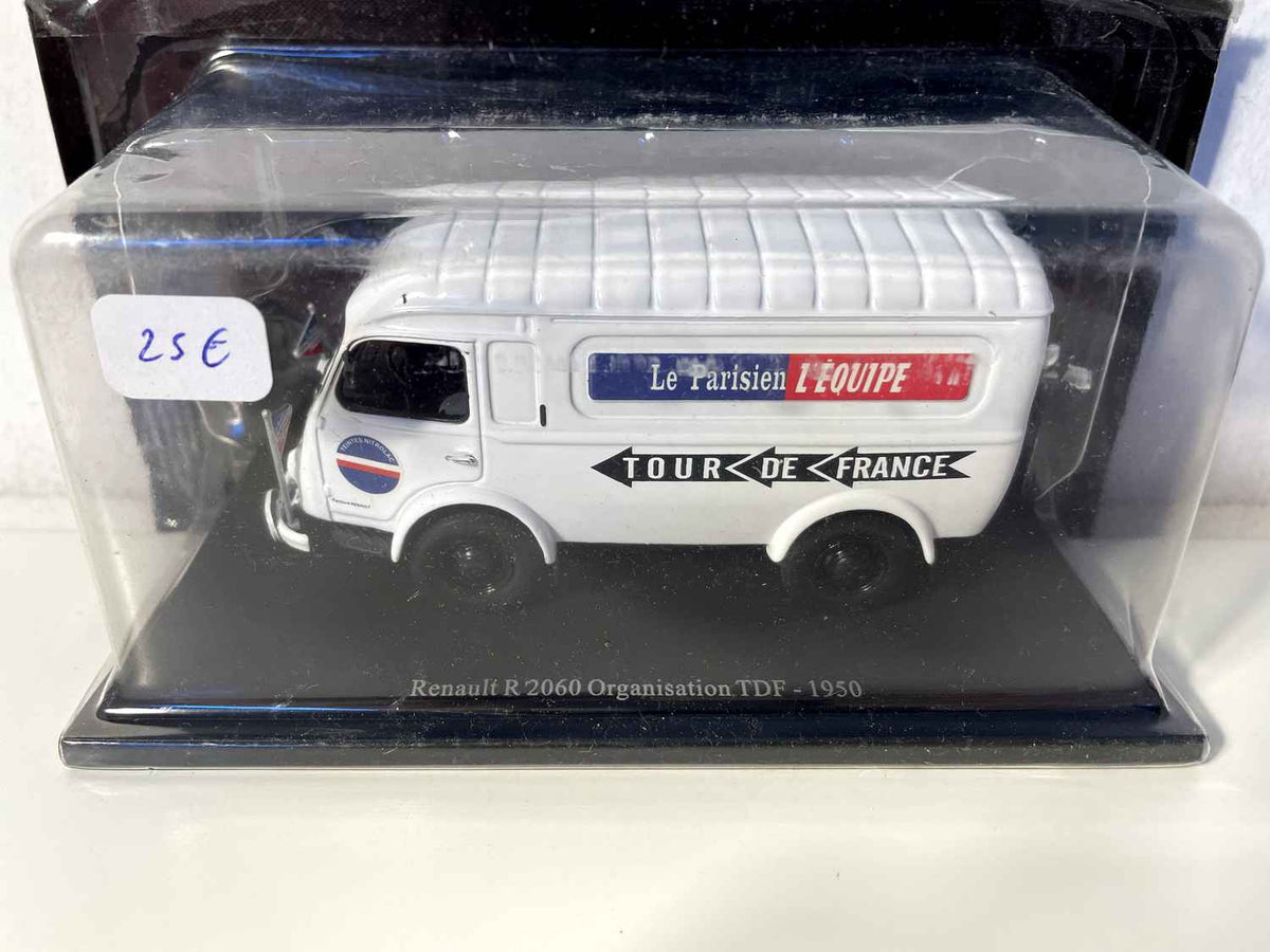 Renault R 2060 biały organizacja Tour de France z 1950 roku