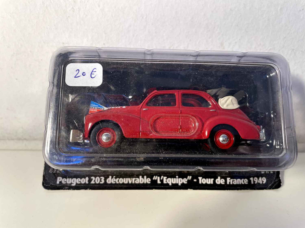 Peugeot 203 cabriolet rood "L'Equipe" Tour de France 1949