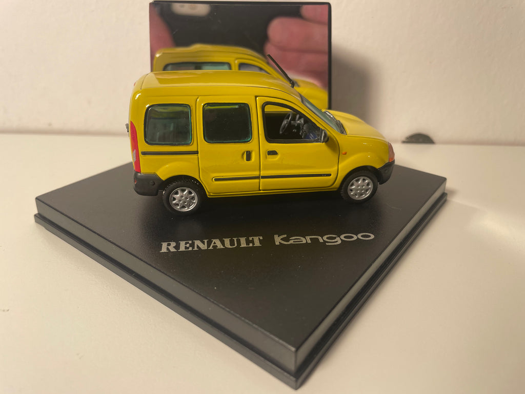 Renault Kangoo żółty z oknami - Vitesse (pudełko kwadratowe)