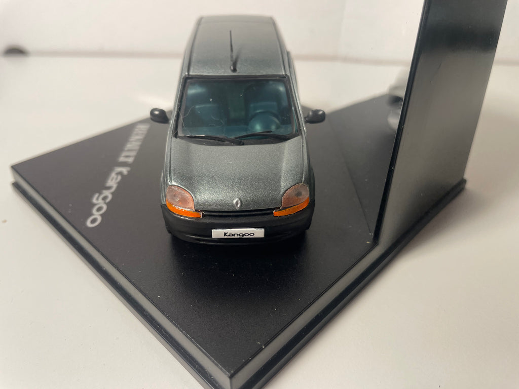 Renault Kangoo gris tôlé - Vitesse (boite carrée)