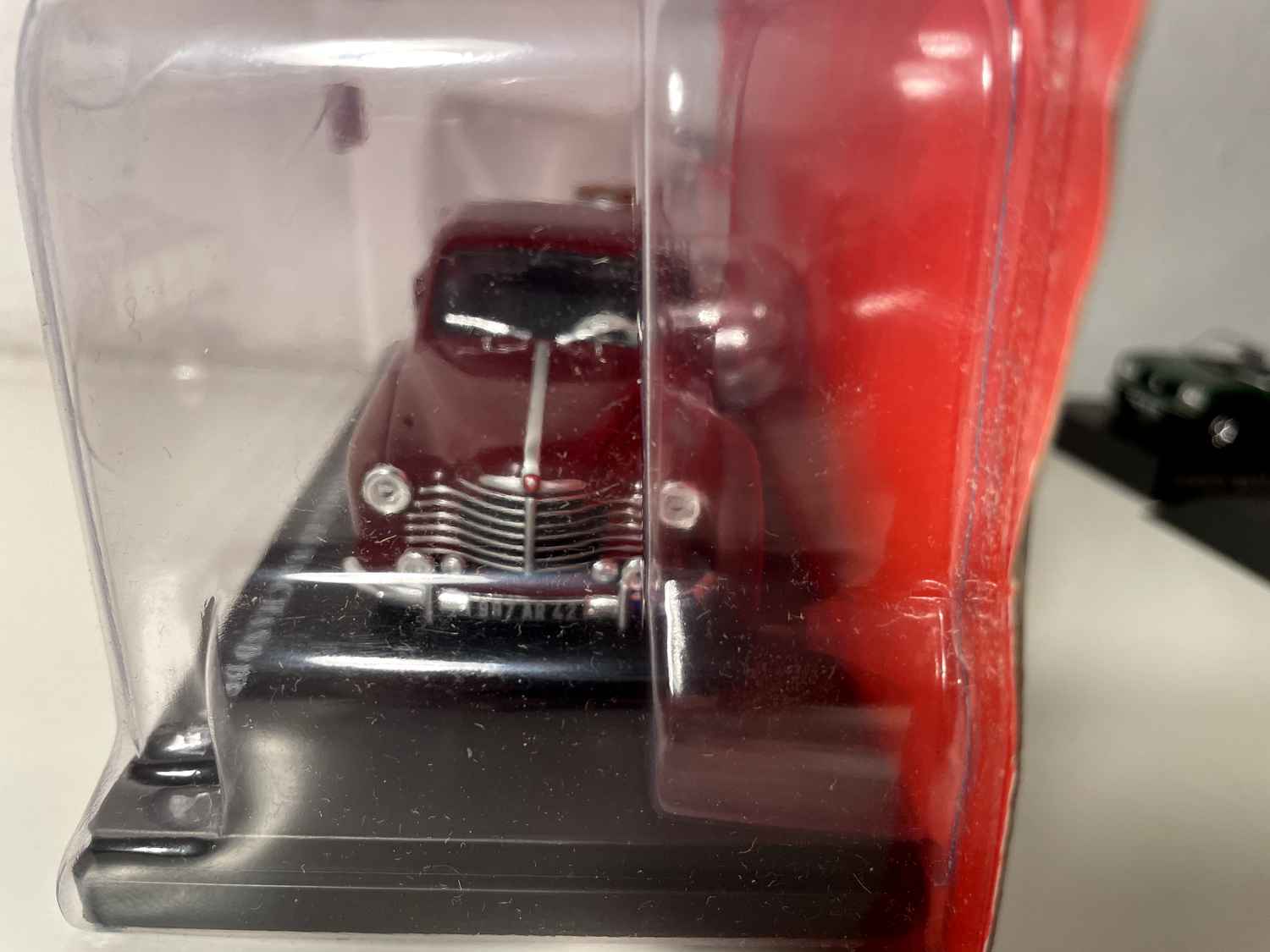 Renault Colorale 800 kg bordeaux z platformą z burtami - handlarz win