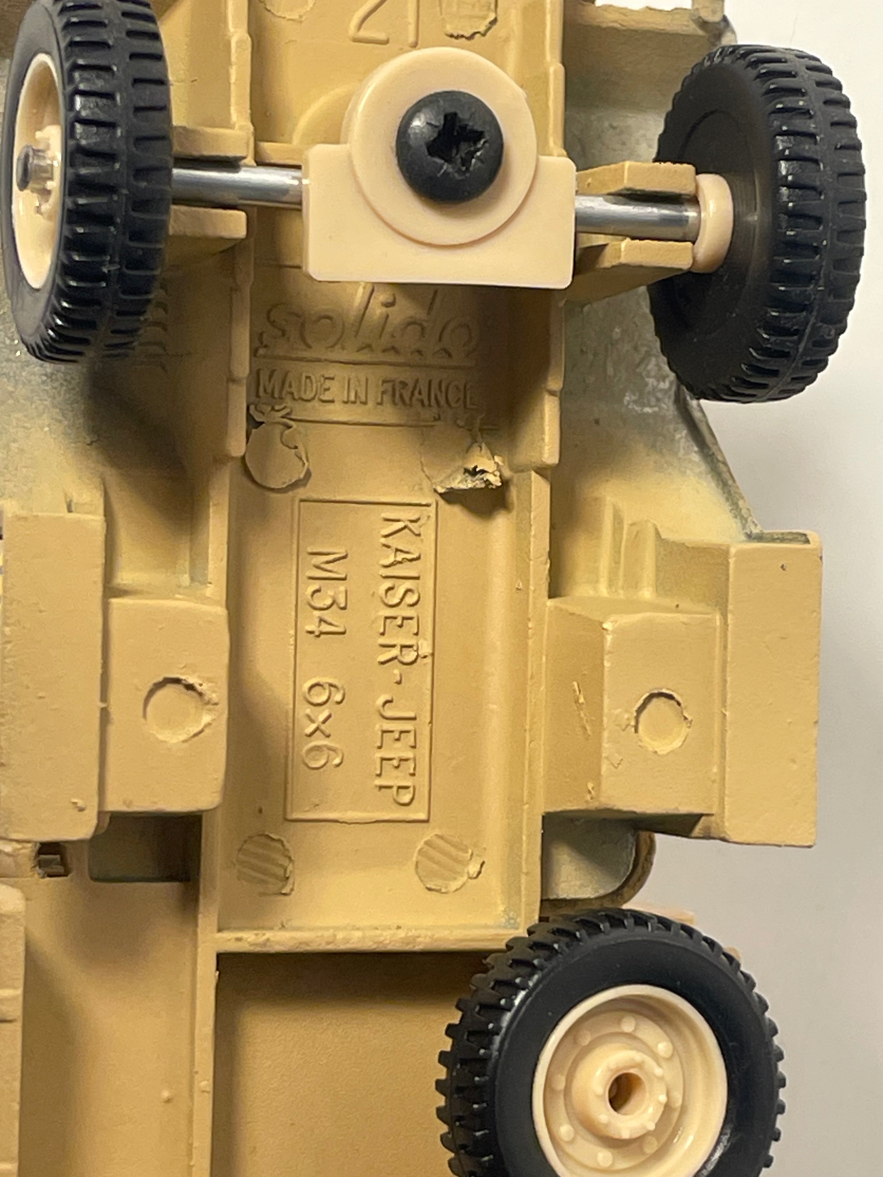 Kaiser-Jeep M34 6X6 Militärlastwagen - Solido (französische Herstellung) - Box Nr. AV4036