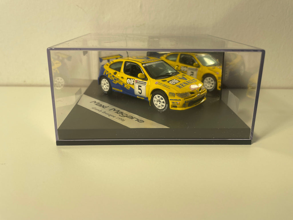 Renault Maxi Mégane jaune et bleu numéro 5 - rallye de Grande-Bretagne de 1996 - VITESSE (boite carrée)