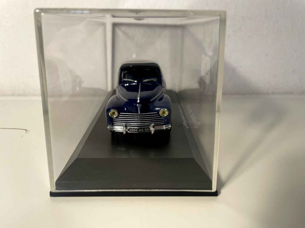 Peugeot 203 descapotável azul (excecionais carros miniatura)