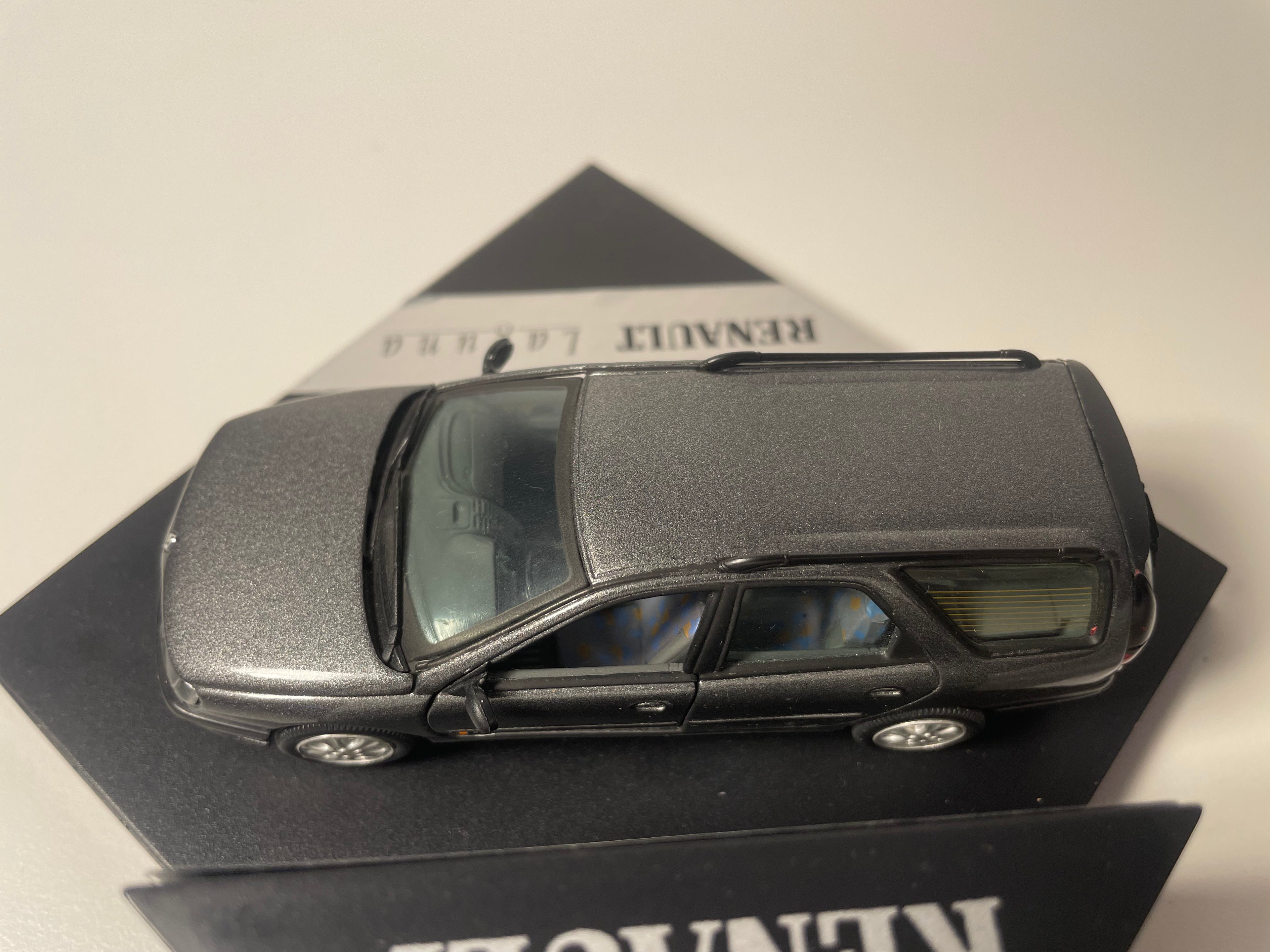 Renault Laguna gréis - VITESSE (Kësch)