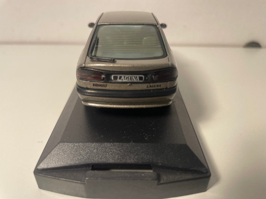 Renault Laguna marron - VITESSE