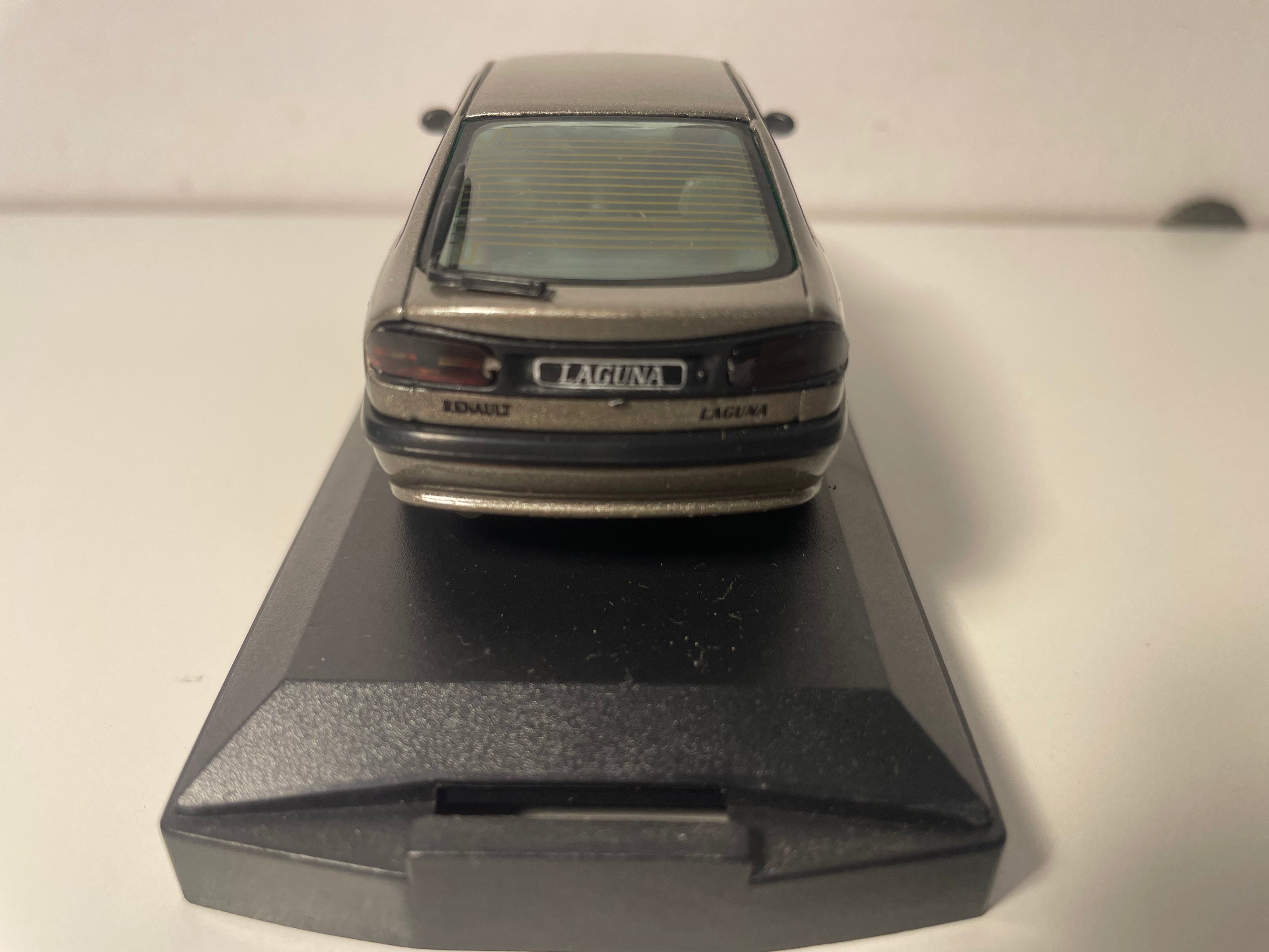 Renault Laguna marron - VITESSE