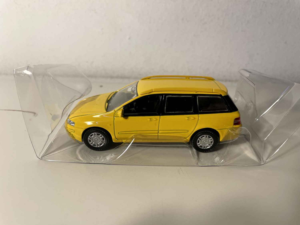 Fiat Stilo Station Wagon giel