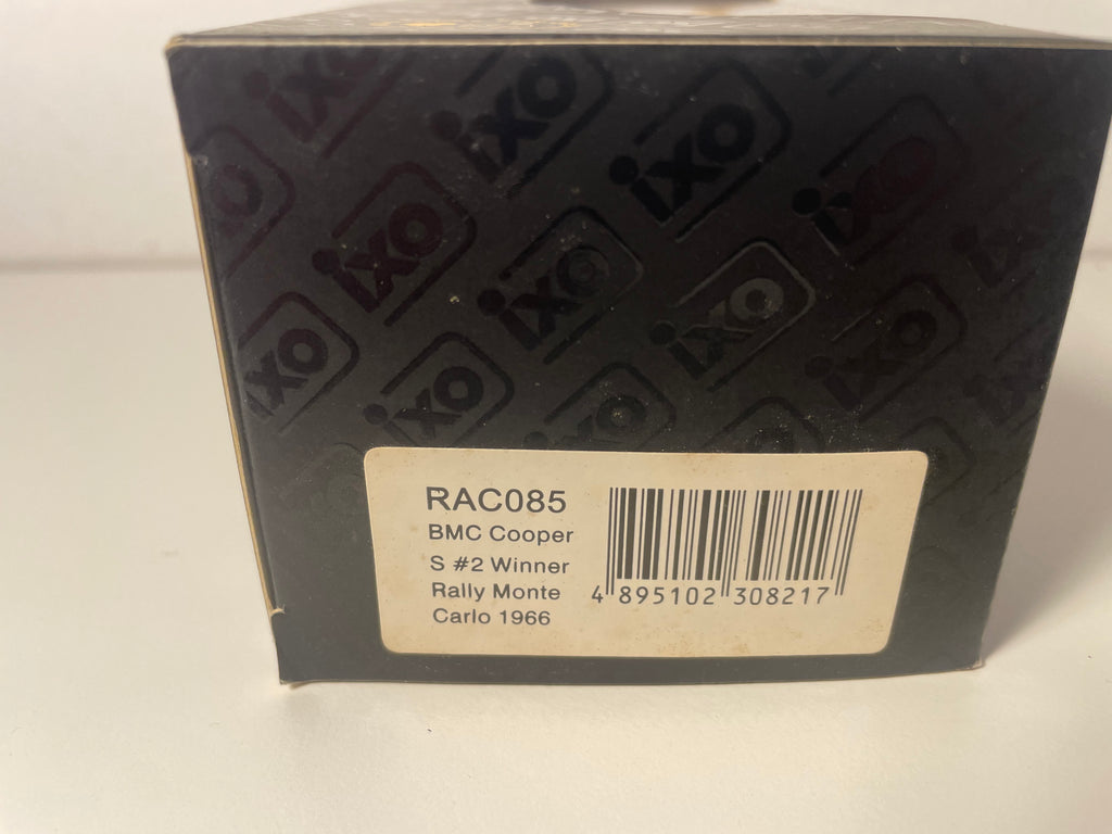BMC Cooper S czerwony z białym dachem numer 2 - rajd Monte Carlo 1966 (zwycięzca) - IXO referencja RAC085