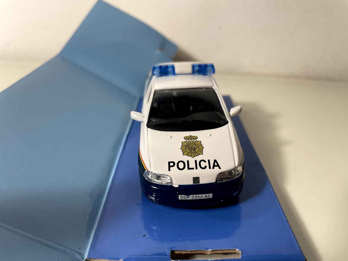 Fiat Punto biały z Policji Narodowej Hiszpanii (Policia Nacional)