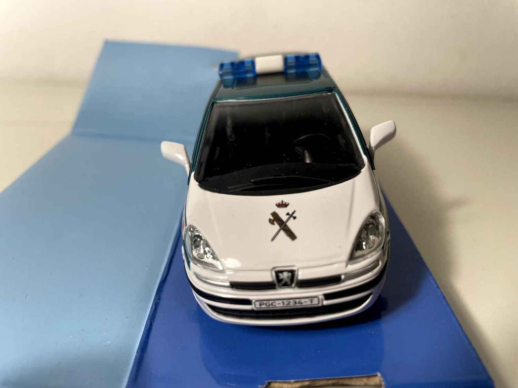 Peugeot 807 biały i zielony Policji Hiszpańskiej (Guarda Civil Trafico)