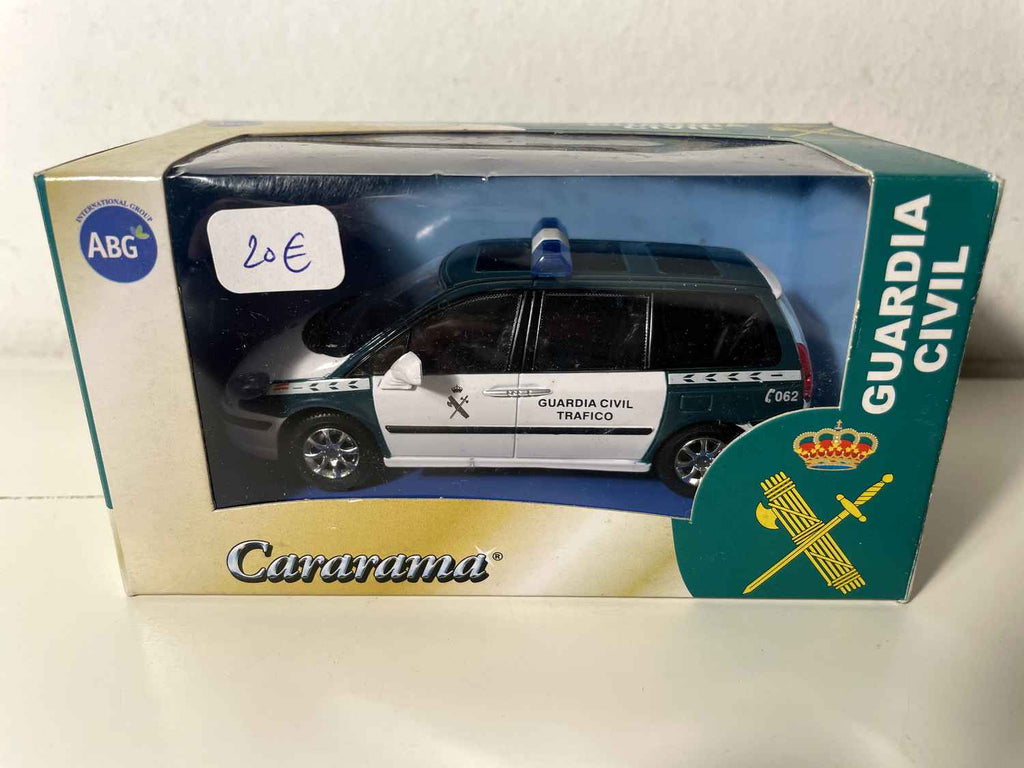 Peugeot 807 biały i zielony Policji Hiszpańskiej (Guarda Civil Trafico)